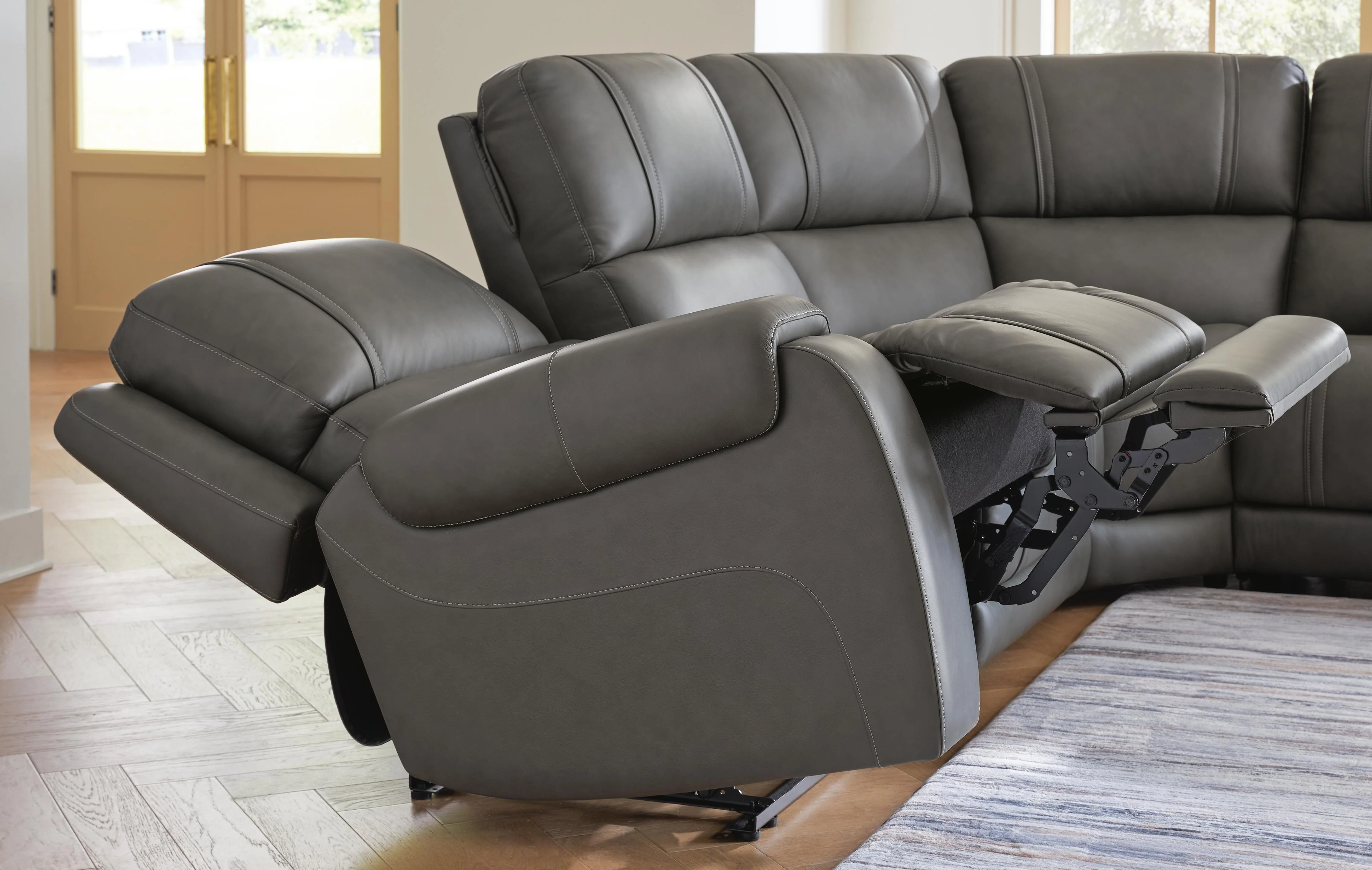 5Z - Pittson Anchor 5-Piece Power Reclining Sectional - Image 5