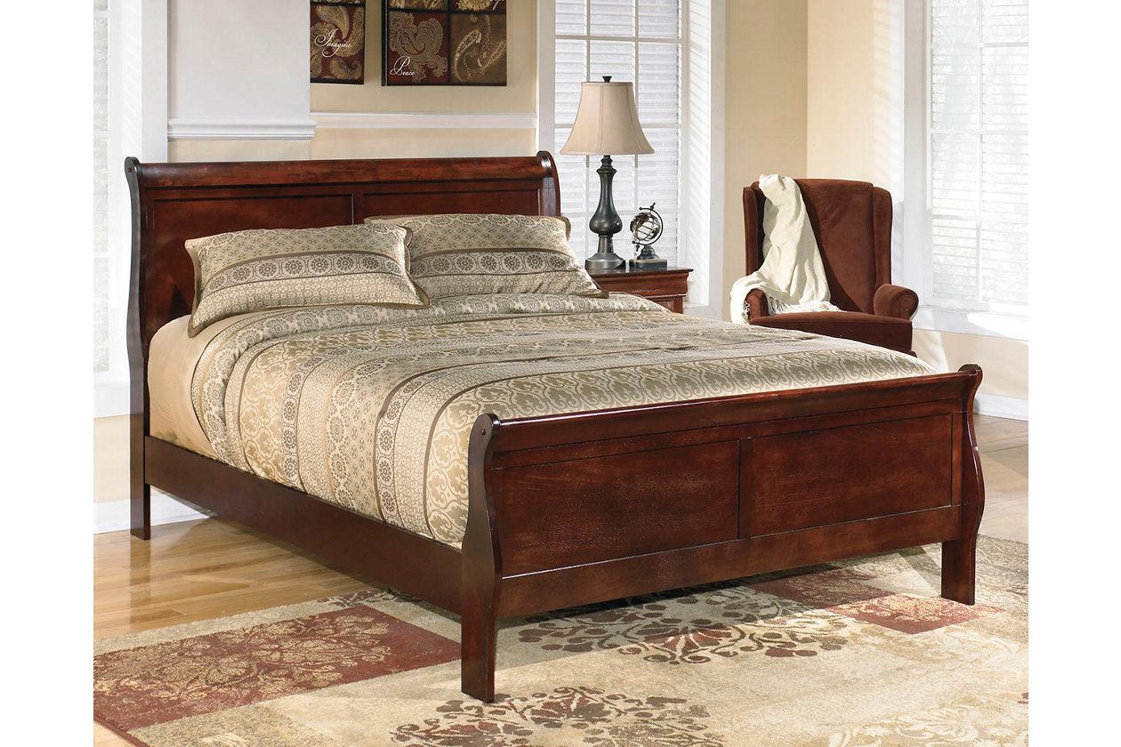 Alisdair Reddish Brown Queen Sleigh Bed - Image 2