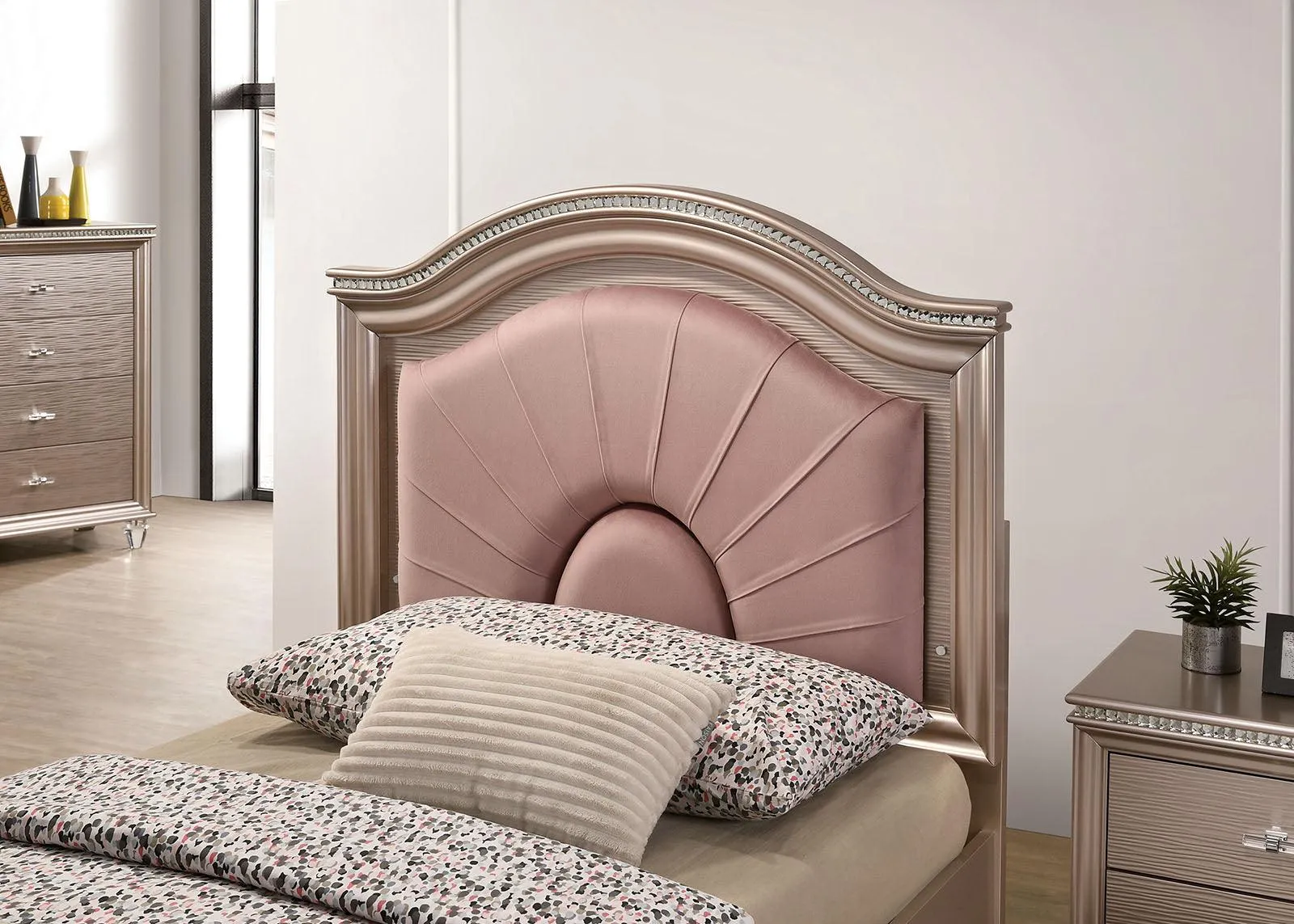 Allie Rose Gold Twin Bed - Image 4