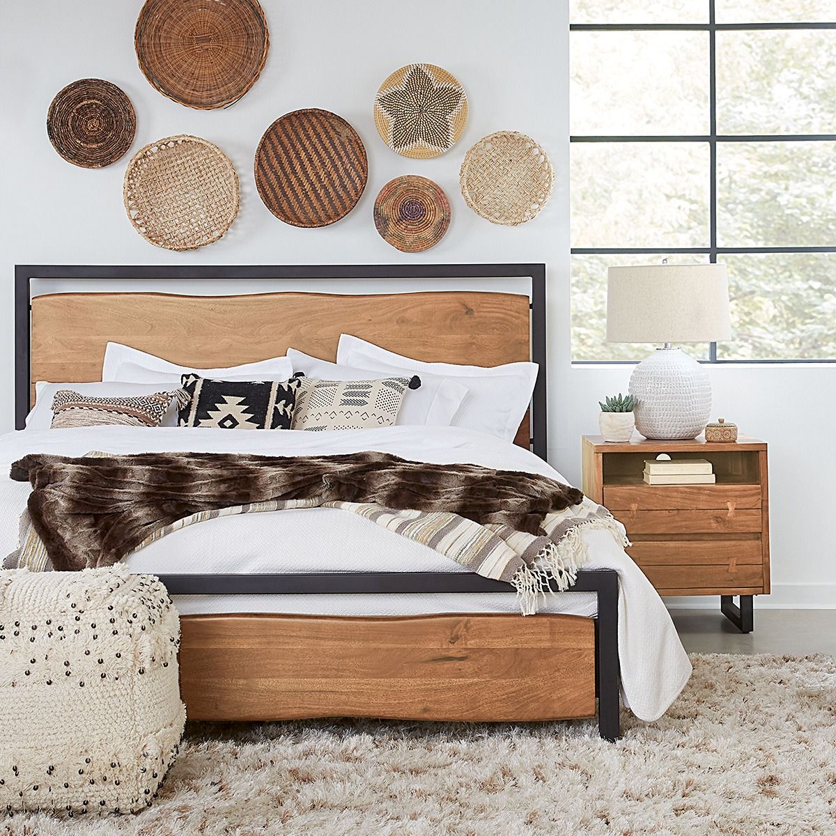 Aspen Queen Bed in Smoked Acacia - Image 3