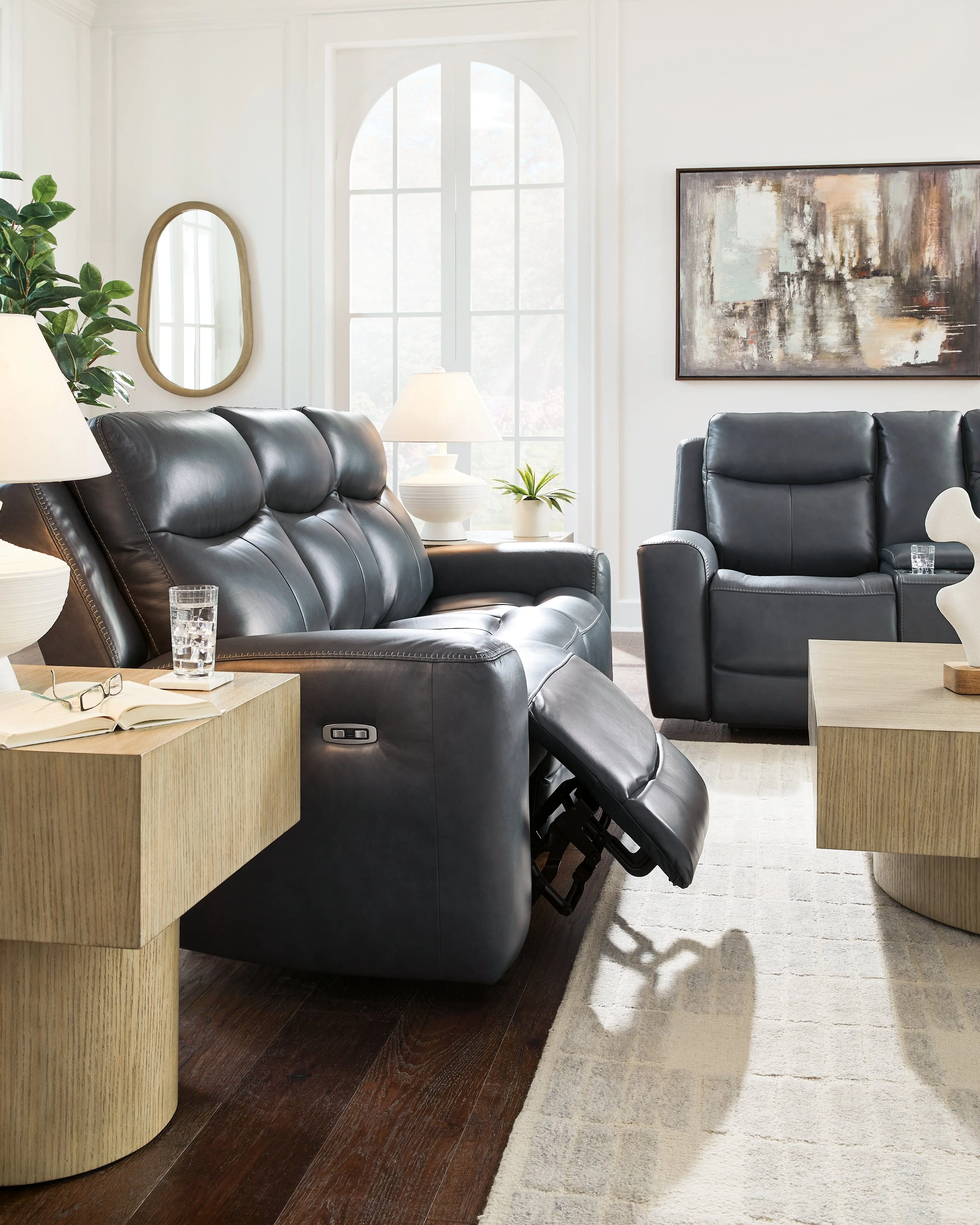 Bexhurst Admiral Power Reclining Sofa and Loveseat - Image 4