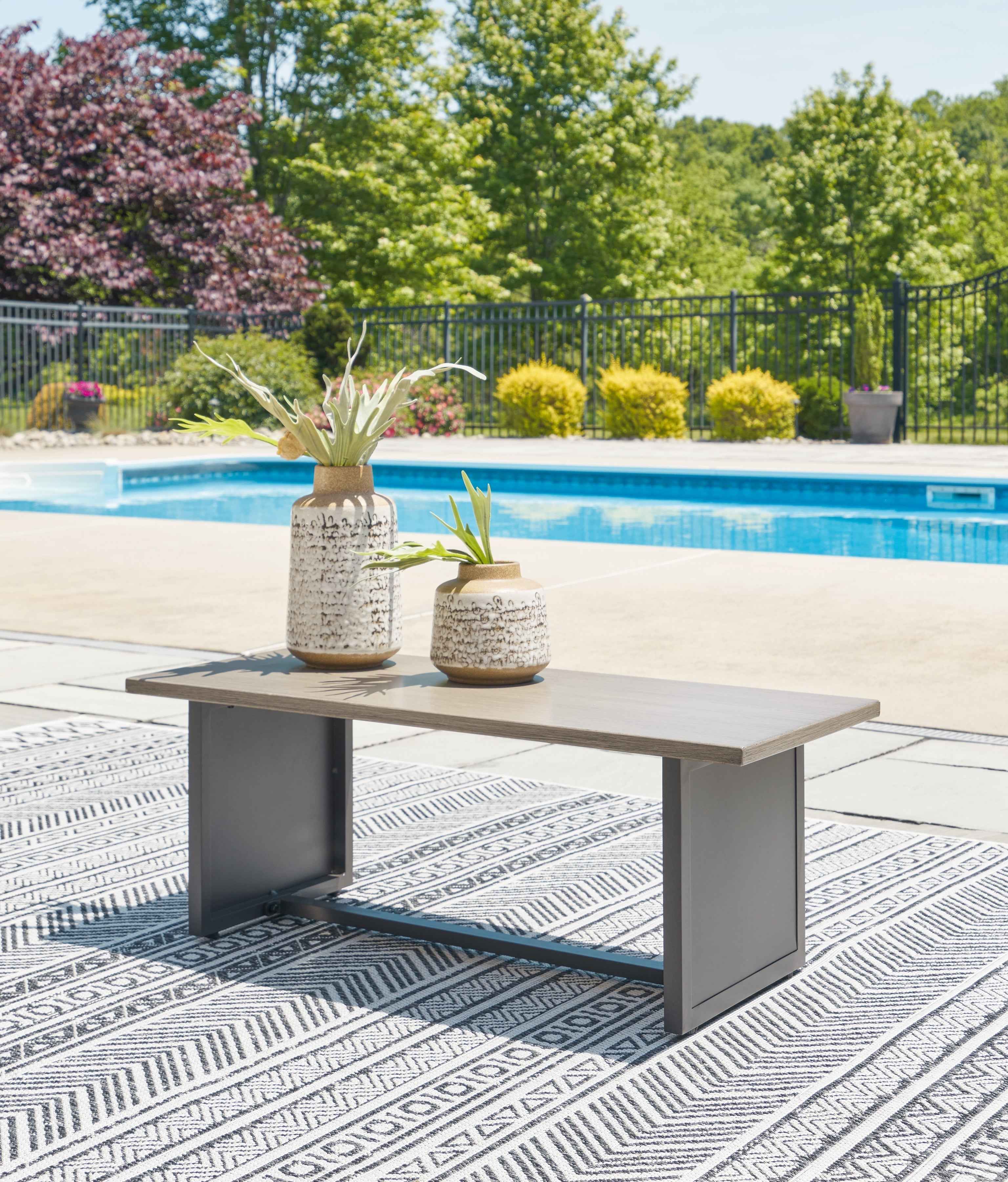 Bree Zee Brown 4-Piece Outdoor Sectional with End Table - Image 10