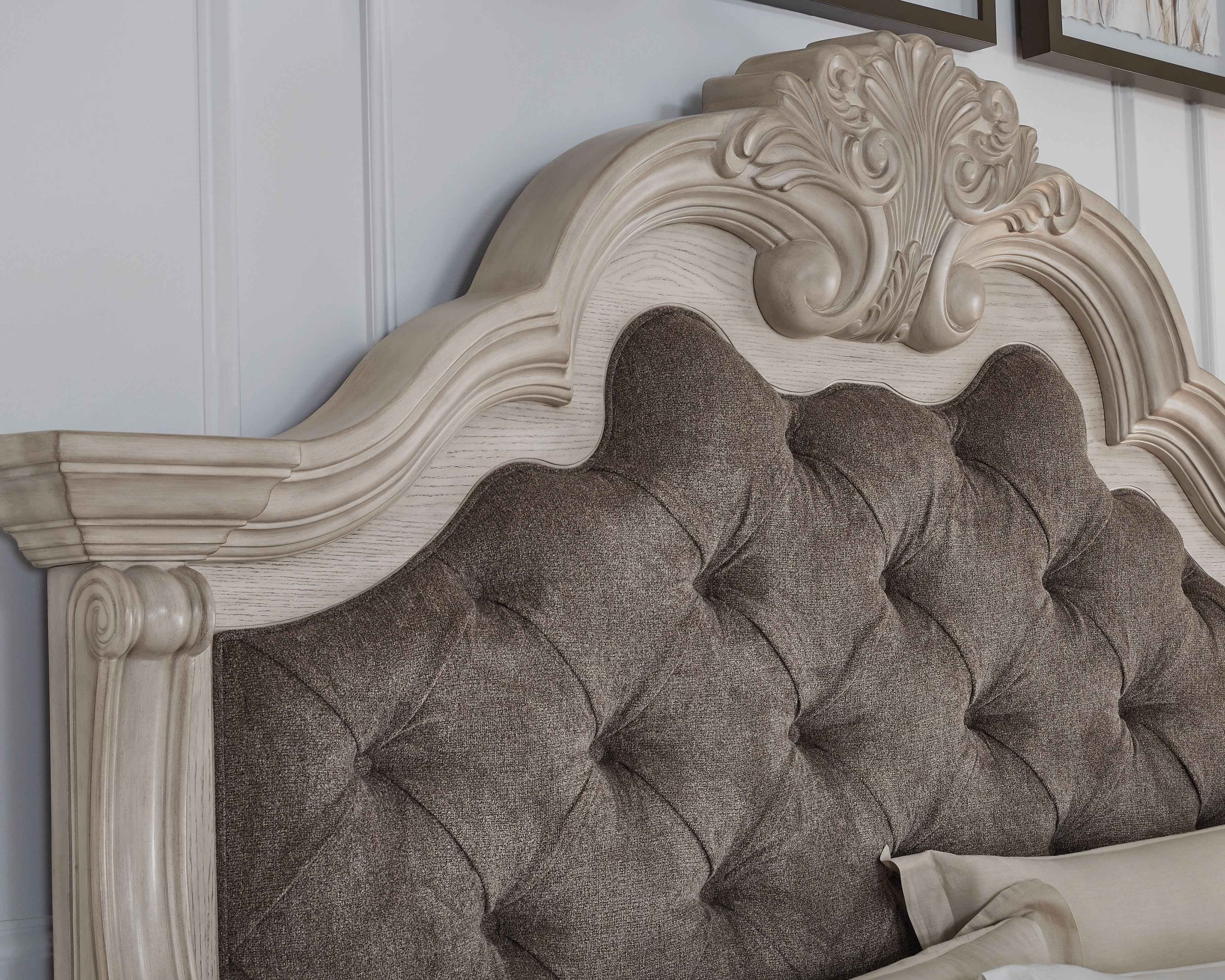Bruchandi Antique White Upholstered Panel Bedroom Set - Image 4