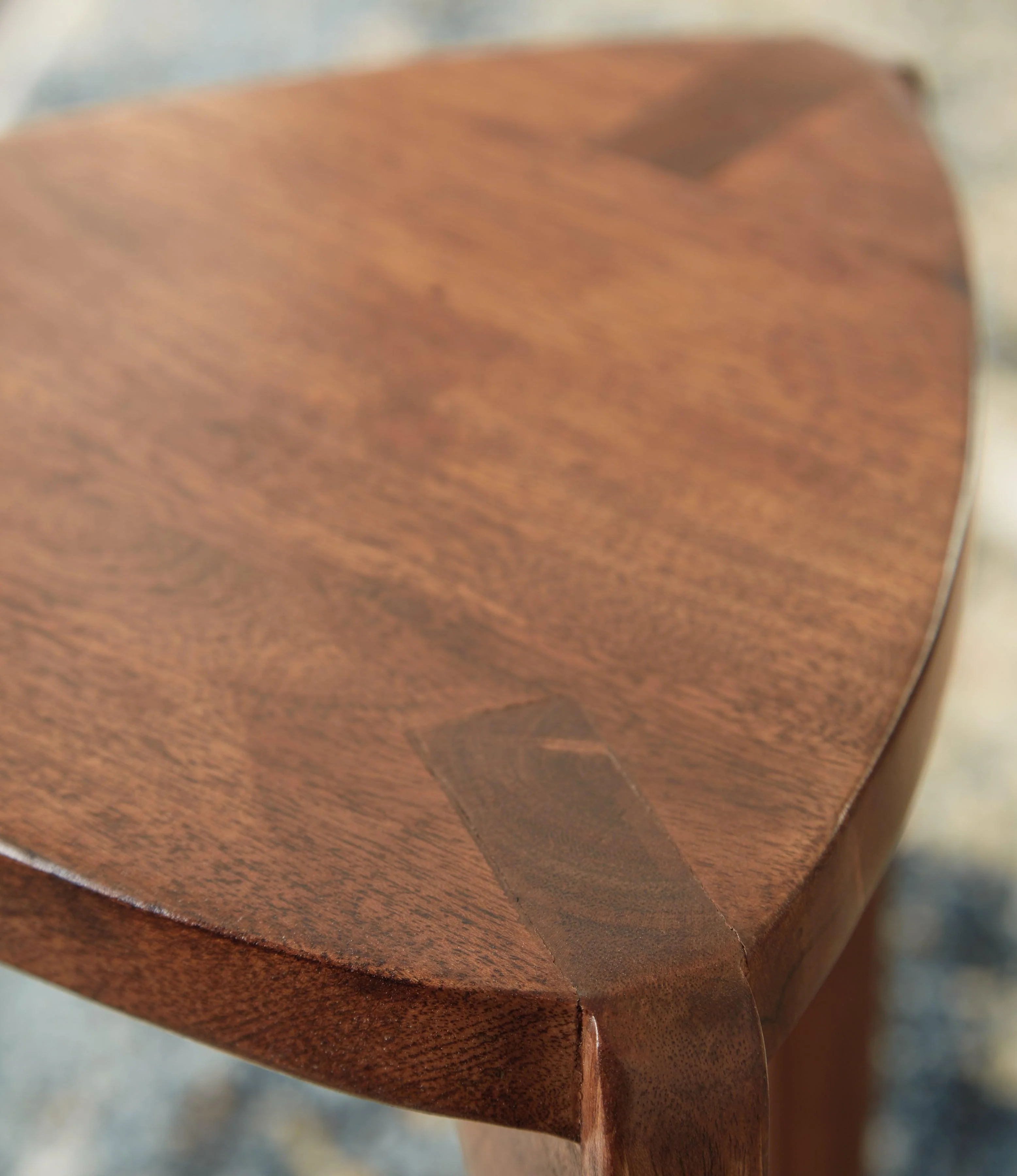 Brynnleigh Medium Brown Accent Table - Image 7