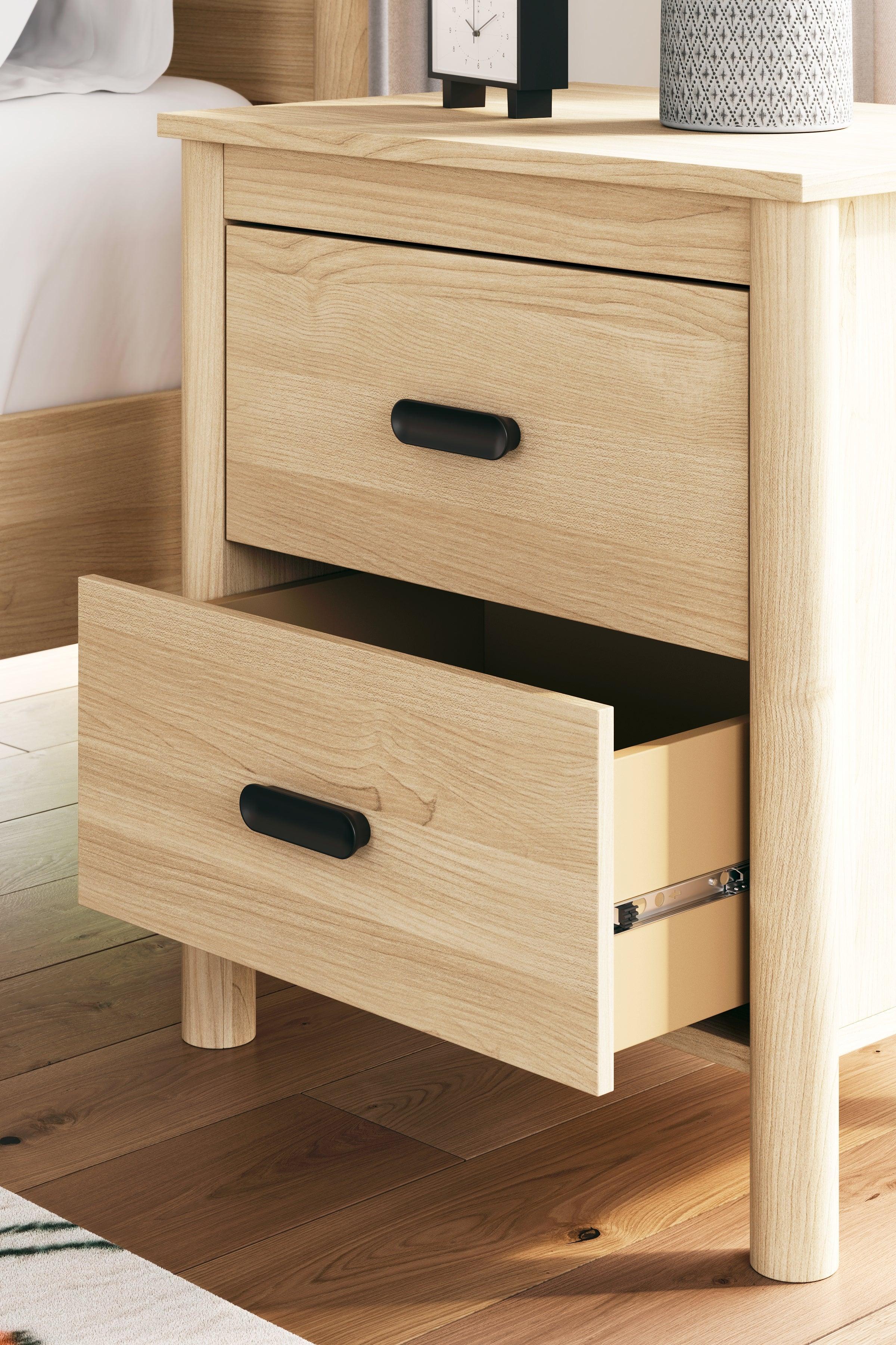 Cabinella Tan Nightstand - Image 5