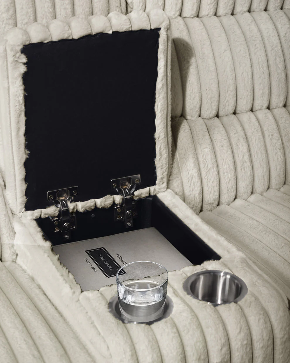 Calantha Cream Manual Reclining Sectional - Image 3