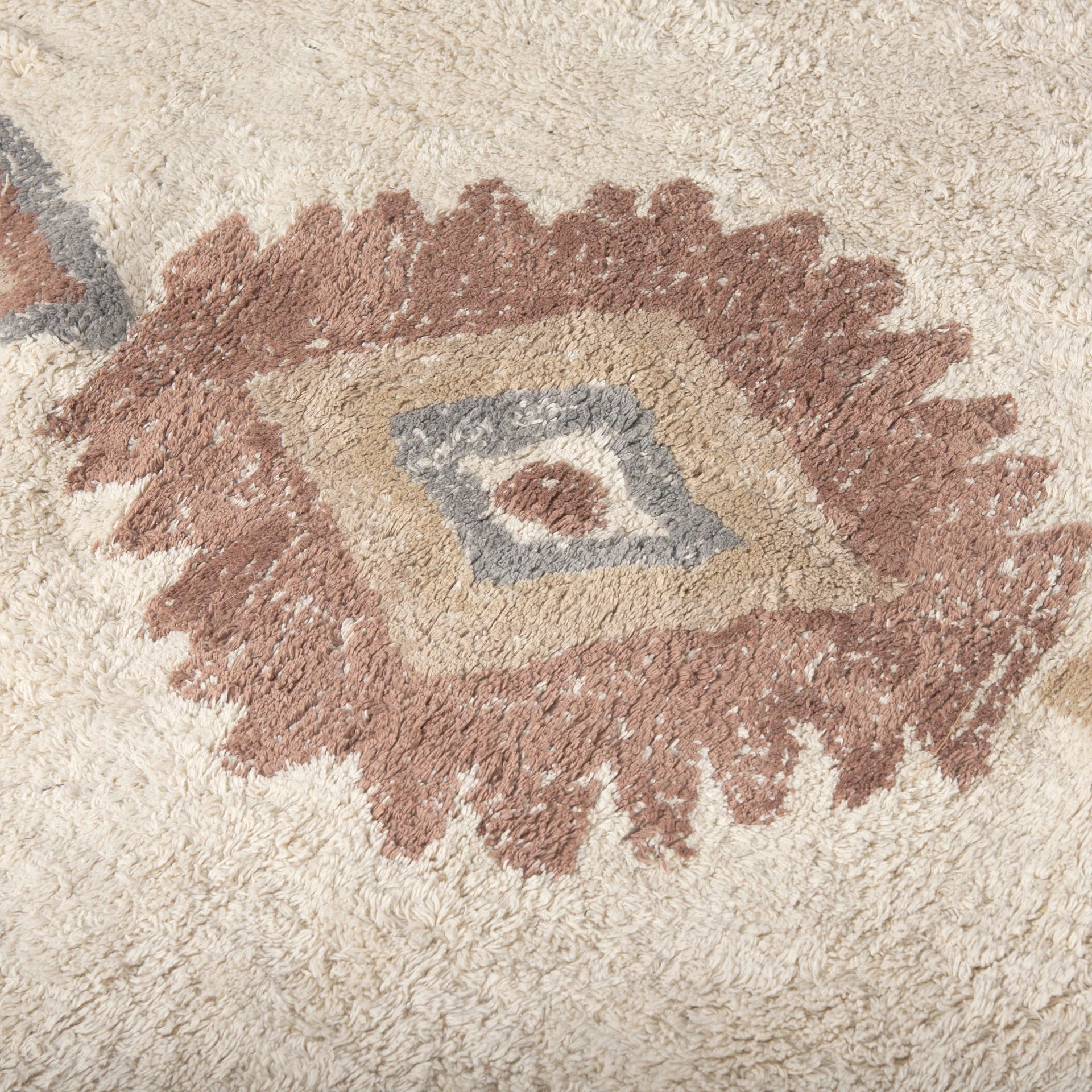Carla 5x8 Earthy Neutrals Patterned Cotton Area Rug - Image 6