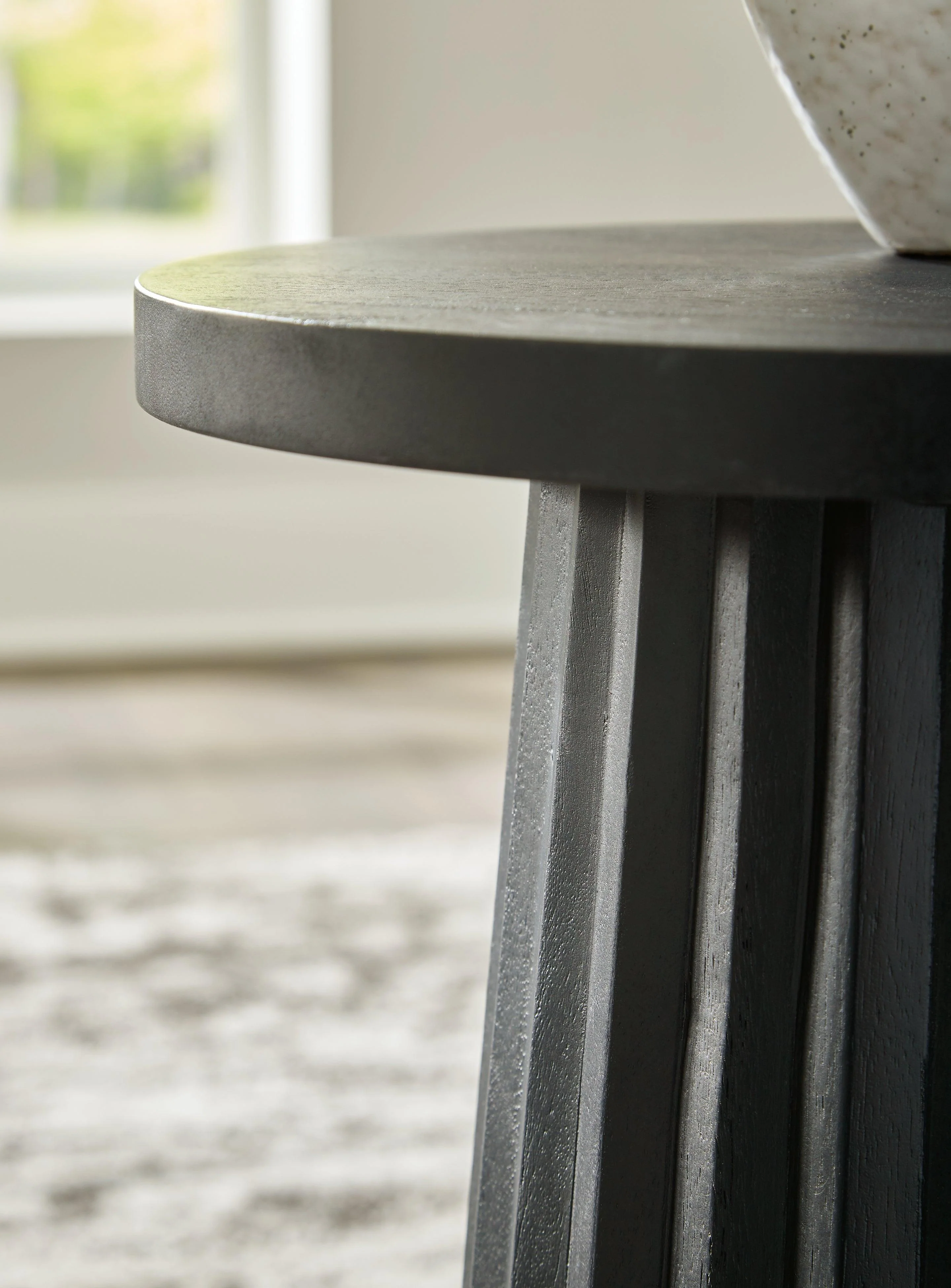 Ceilby Black Accent Table - Image 2