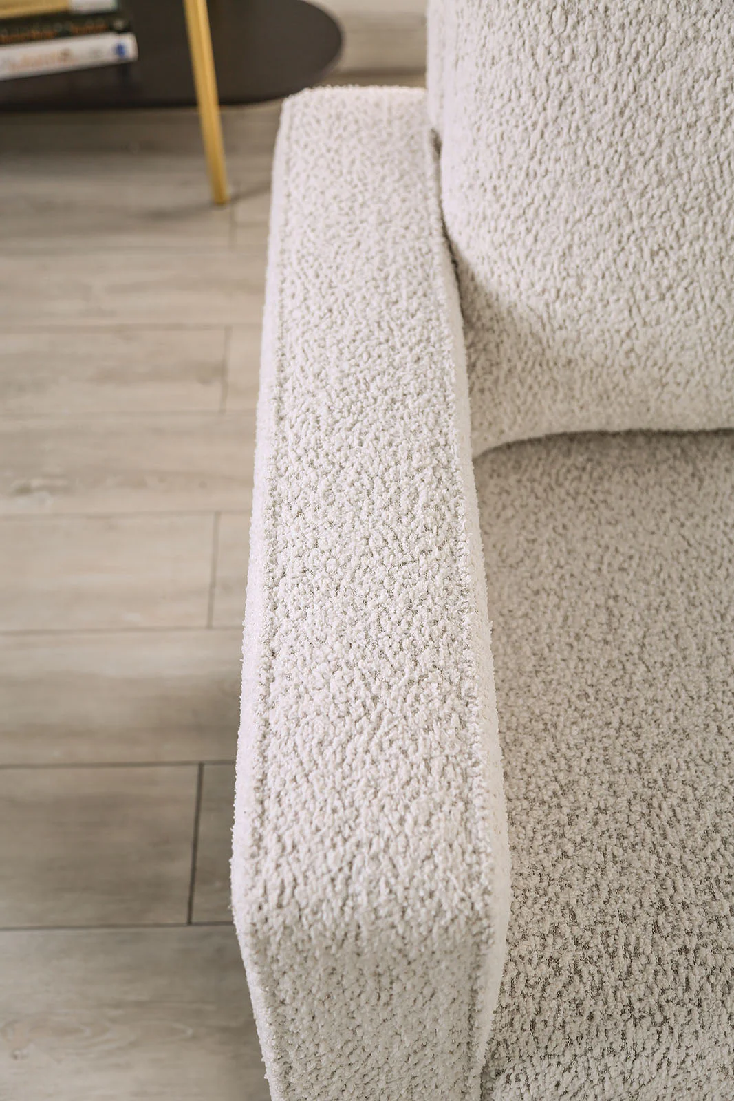 Elverum Off-White Loveseat - Image 5