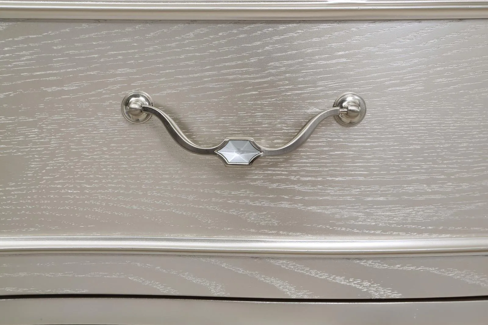 Evangeline 3-Drawer Nightstand - Image 13