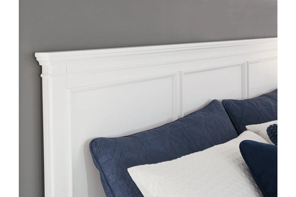 Fortman White King Panel Bed - Image 8