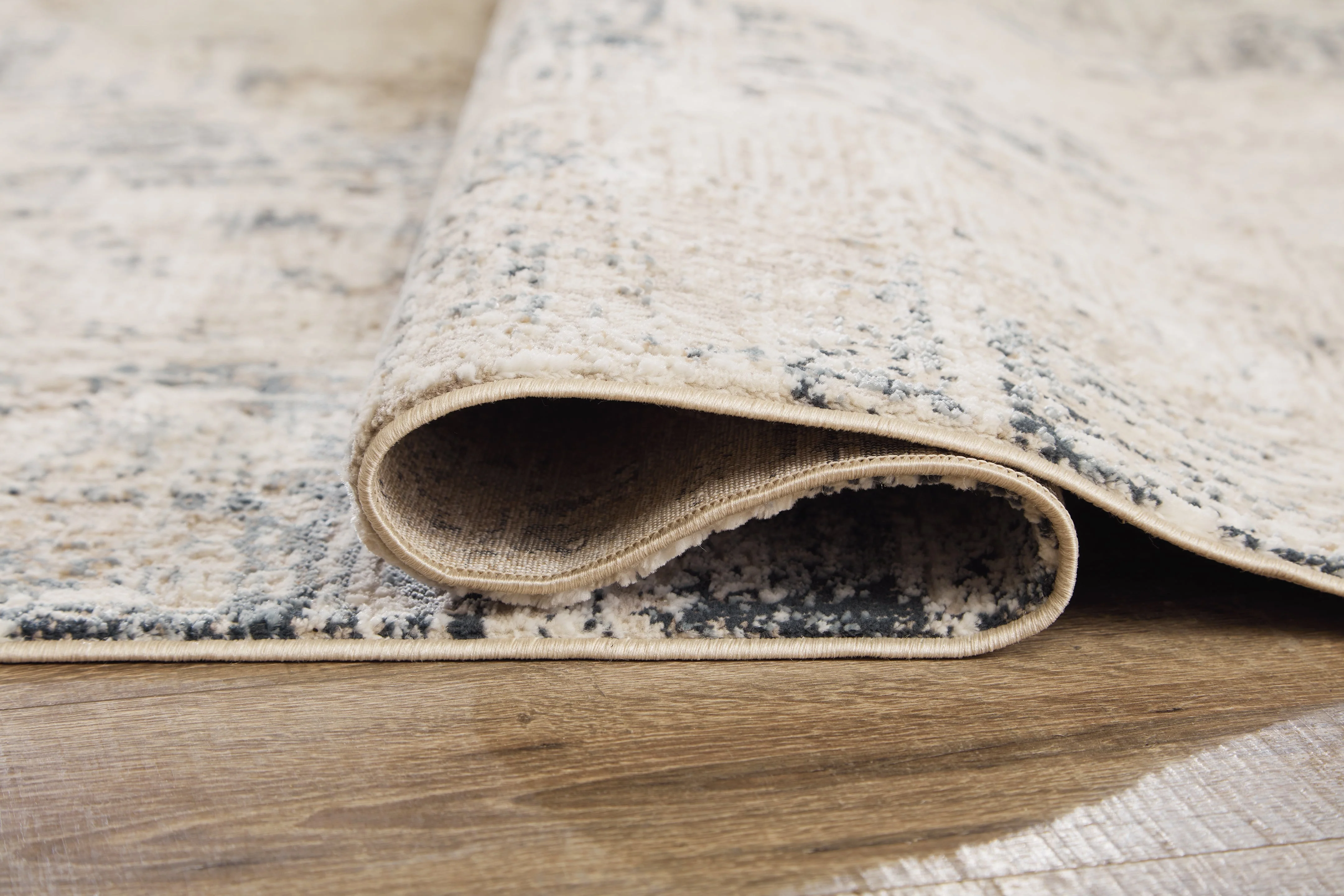 Gentor Blue/Ivory 5' x 7' Rug - Image 4