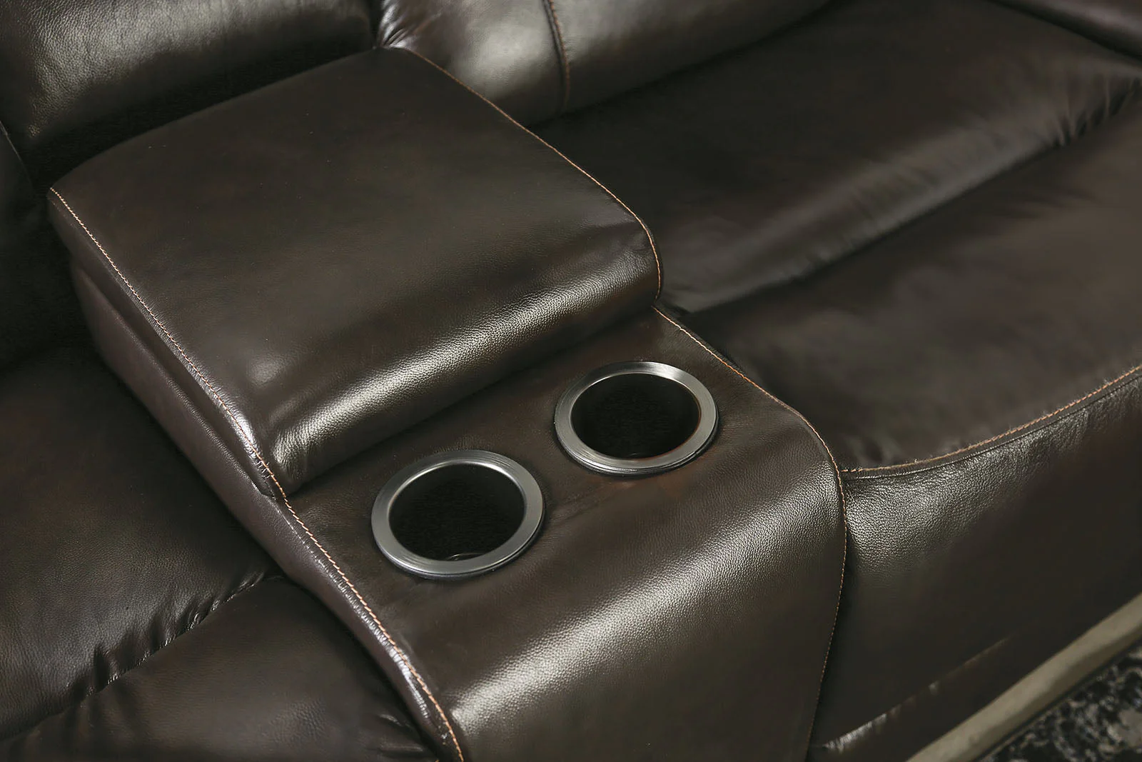 Gorgius Espresso Power Loveseat - Image 2