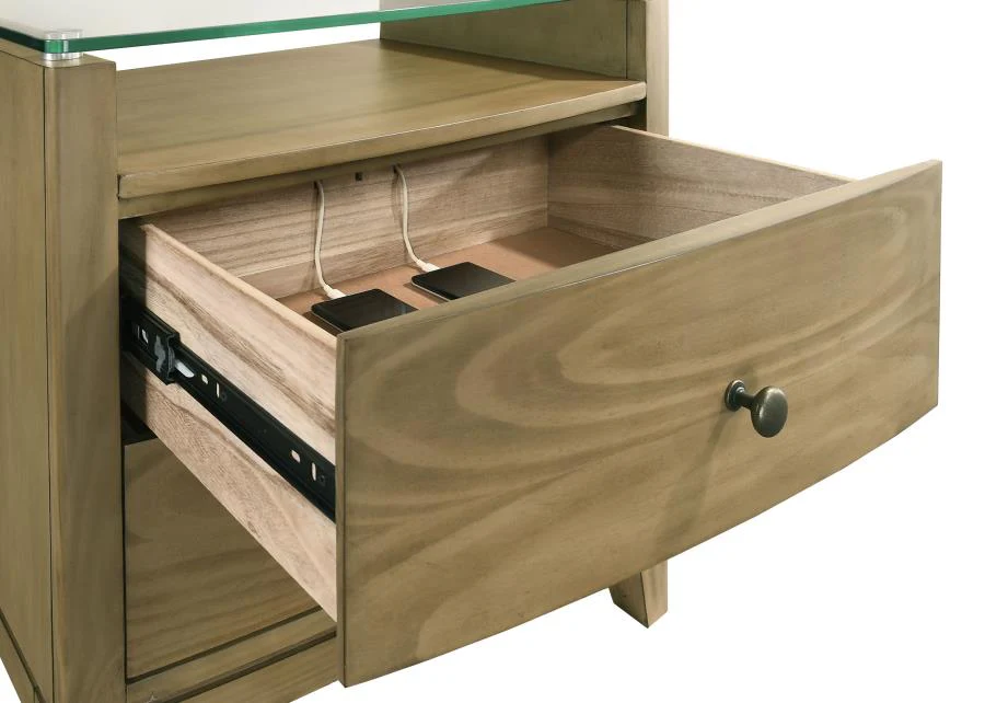 Granada Natural Pine 4-Piece Queen Bedroom Set - Image 11