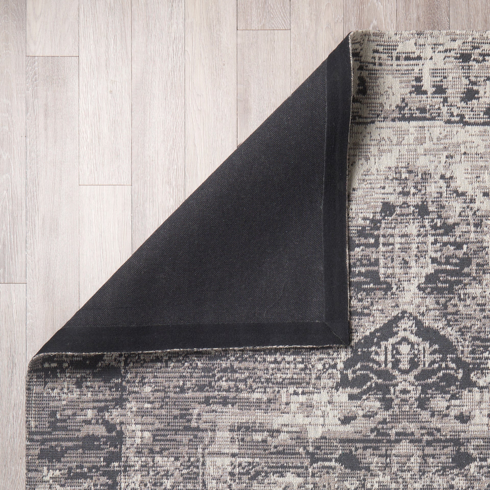Greyson 8 x 10 Gray Wool and Polyester Area Rug - Image 3