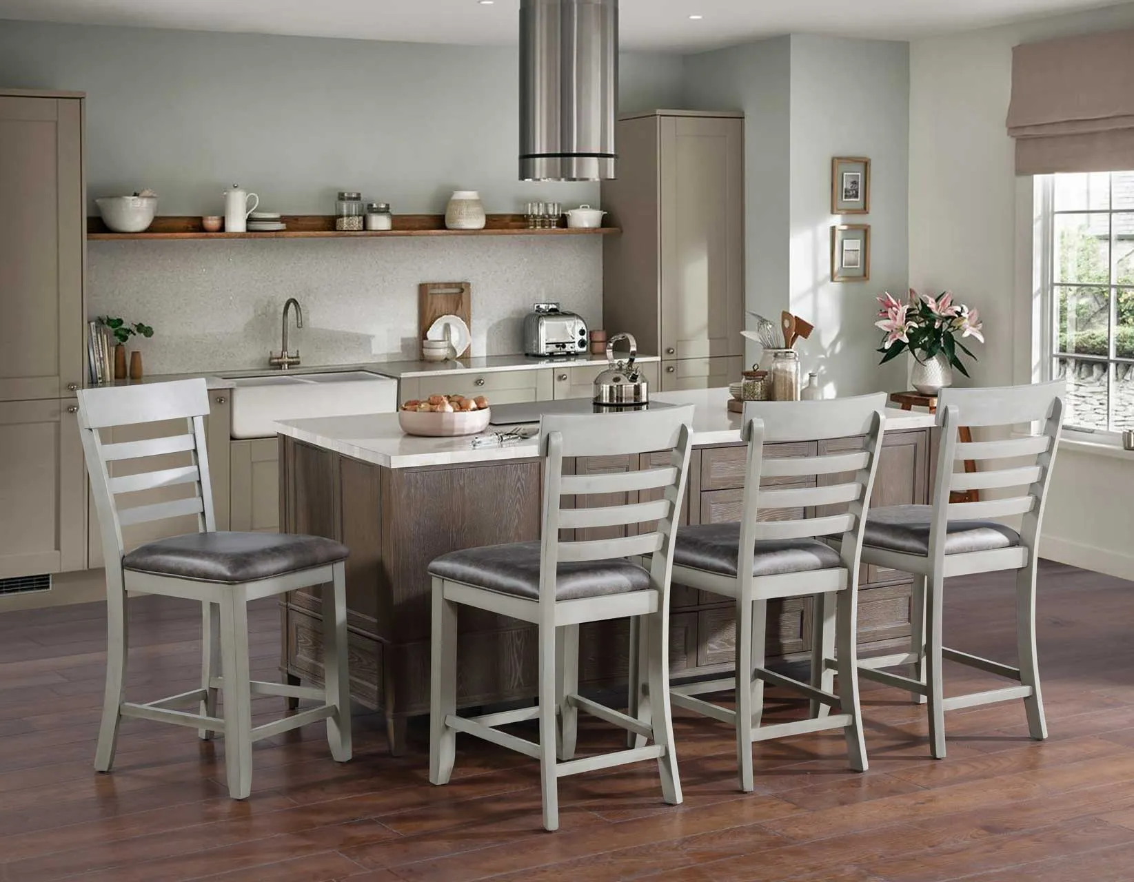 Hyland Stone Gray/Charcoal Counter Height Dining Set - Image 5
