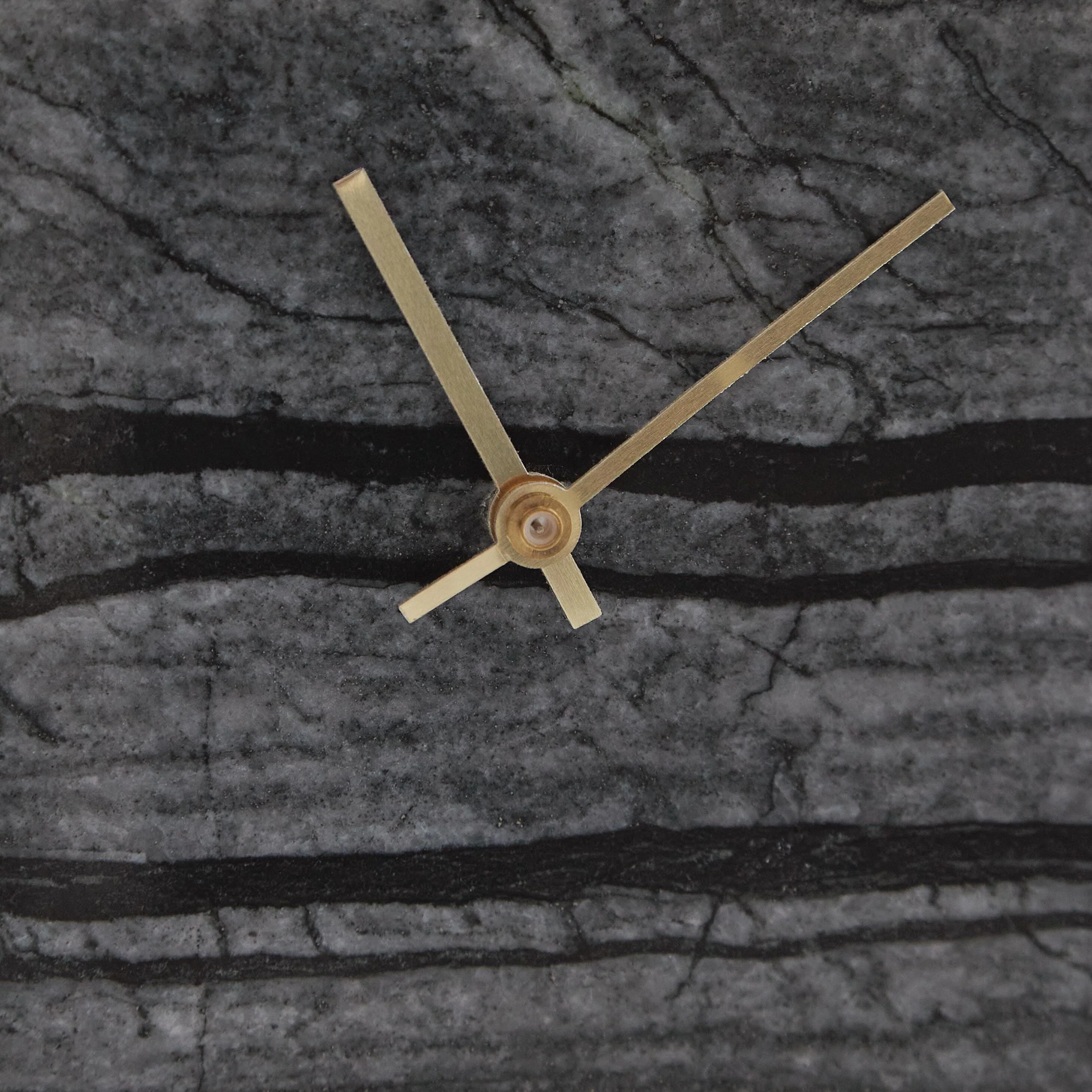 Janmour Black Table Clock - Image 6