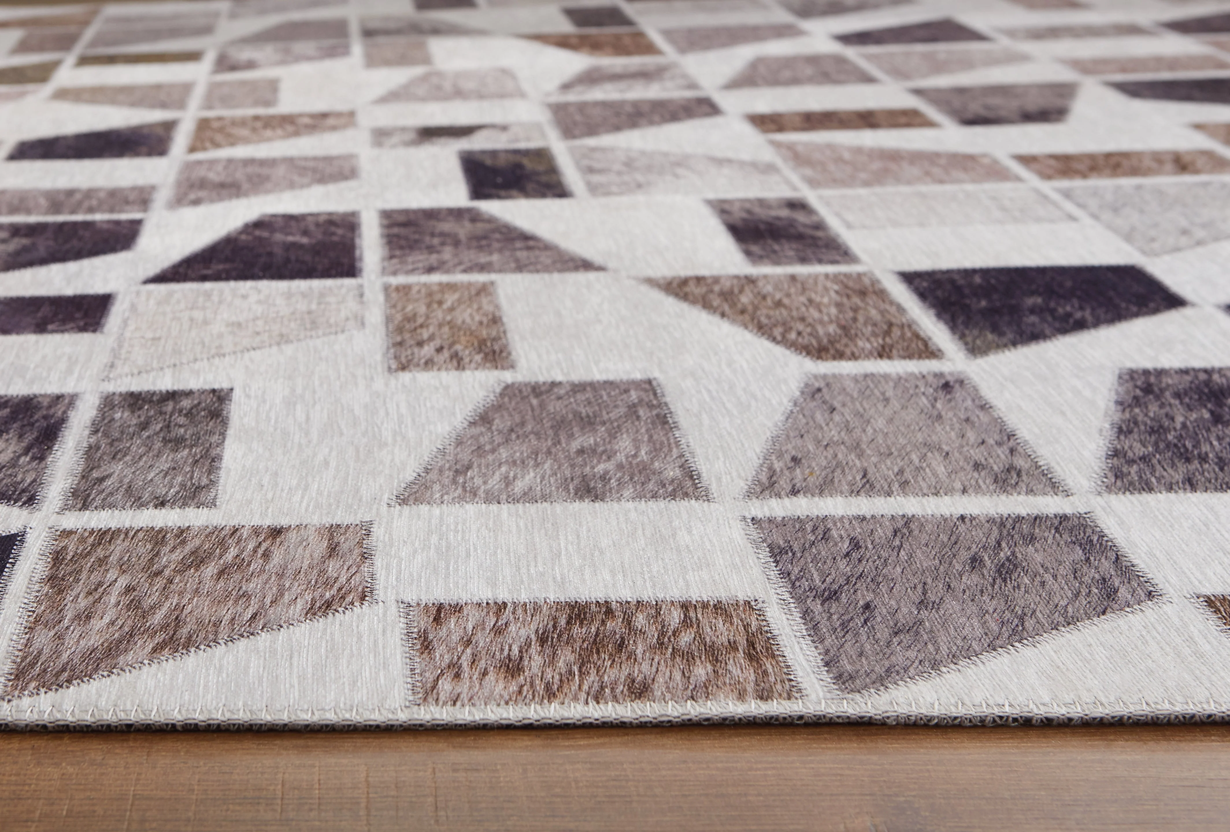 Jettner Multi 5' x 7' Rug - Image 3