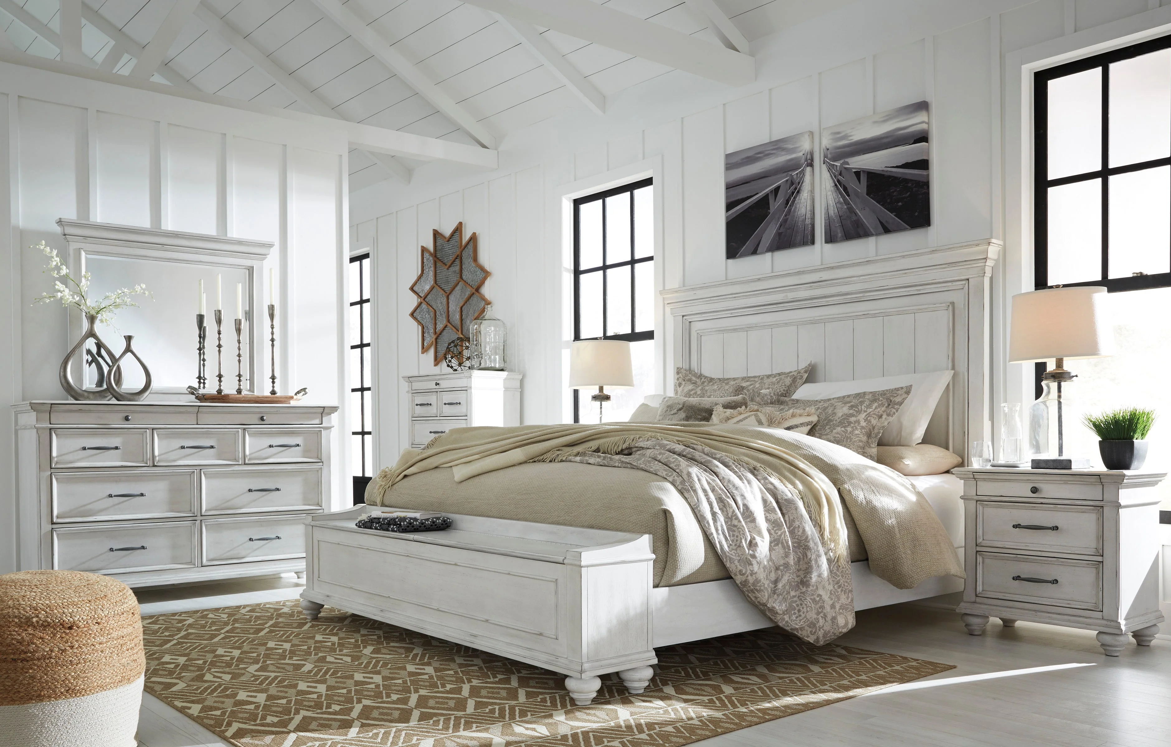 Kanwyn Whitewash Storage Panel Bedroom Set - Image 3