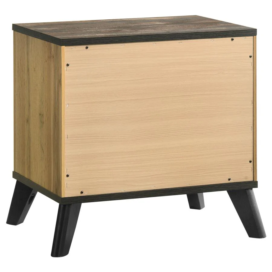 Kaywood Natural Pine 4-Piece Queen Bedroom Set - Image 6
