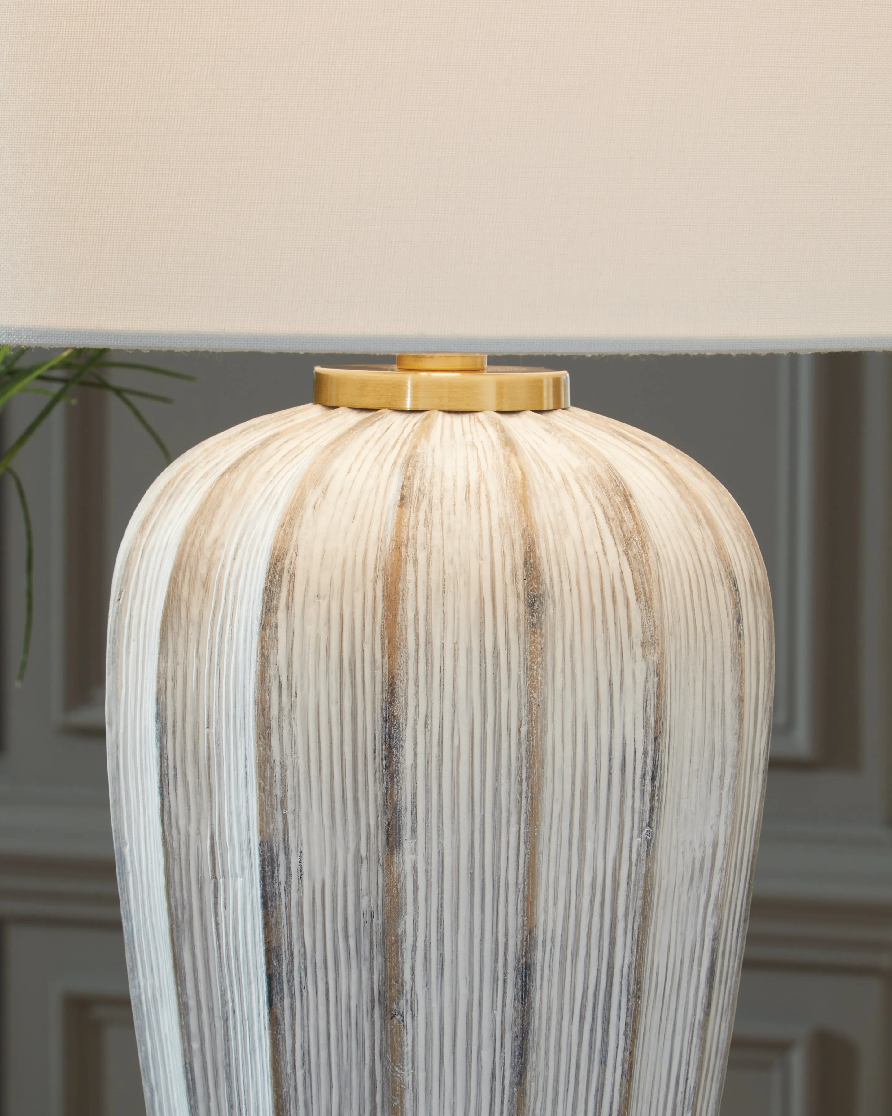 Lanwell Antique Gray Table Lamp - Image 3