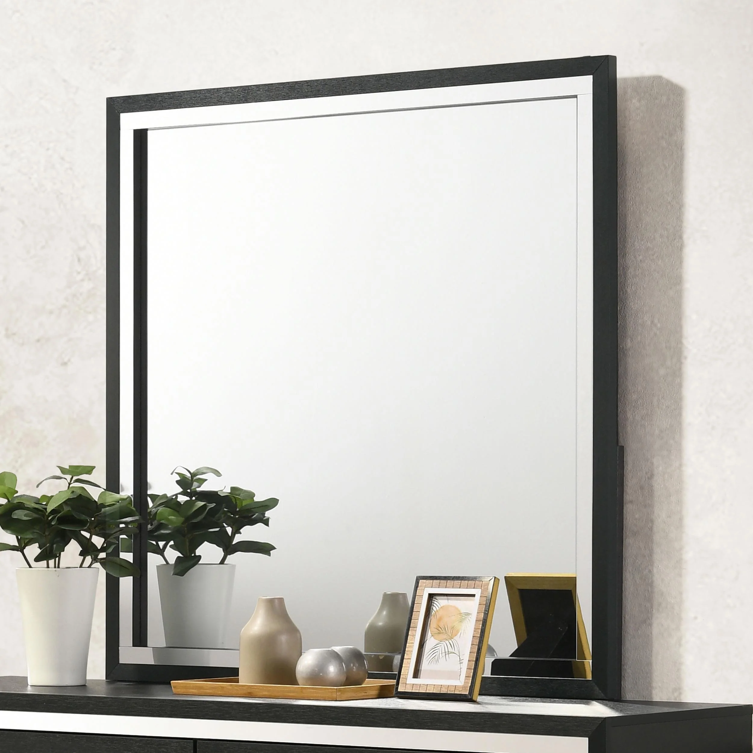Lucia Black Dresser Mirror