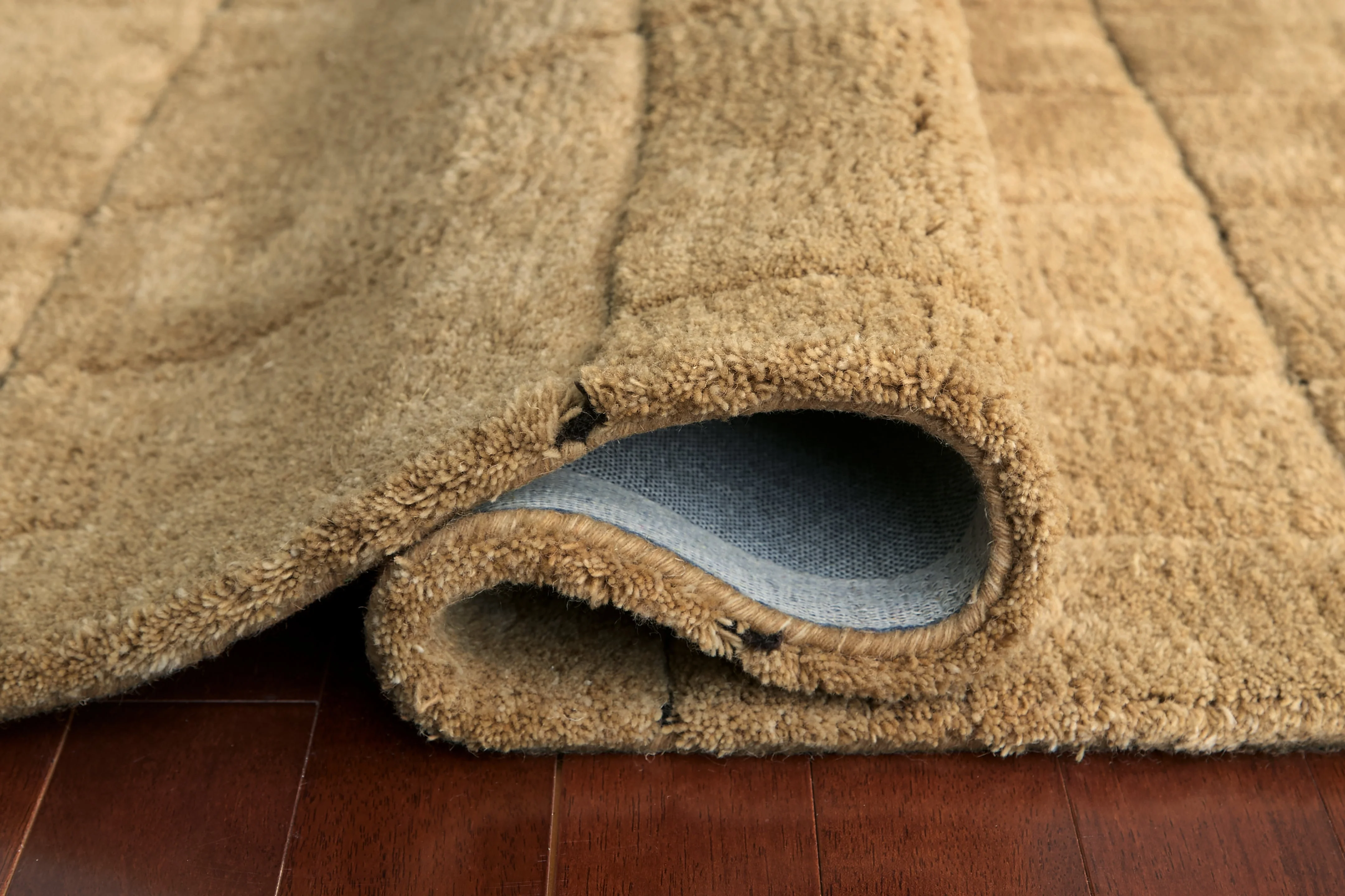 Luzmont Golden Brown Medium Rug - Image 4