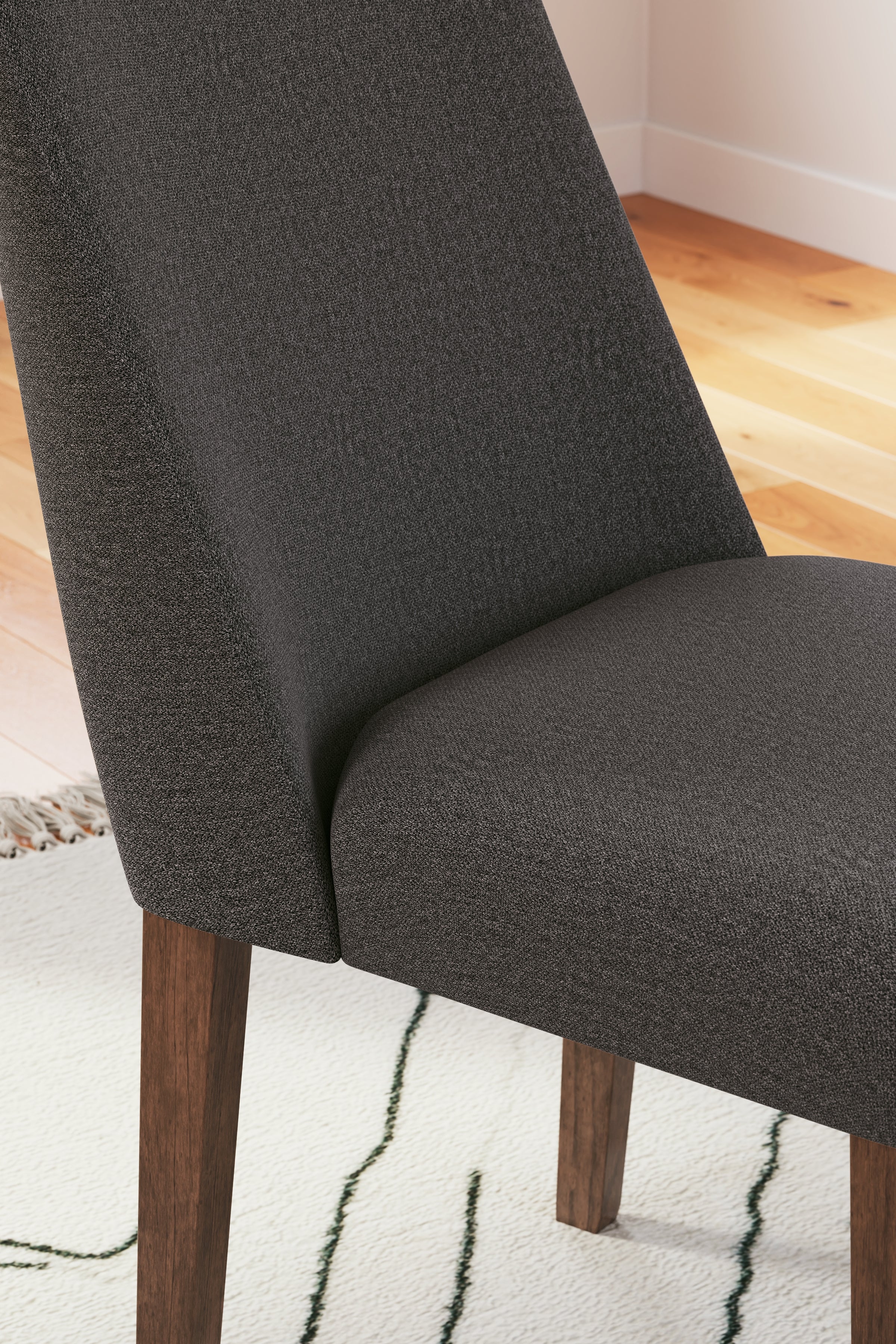 Lyncott Charcoal & Brown 92" Extendable Dining Room Set - Image 11