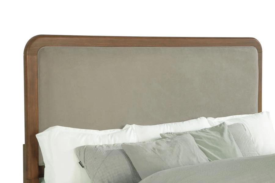 Maderia Walnut 4-piece Queen Bedroom Set - Image 11