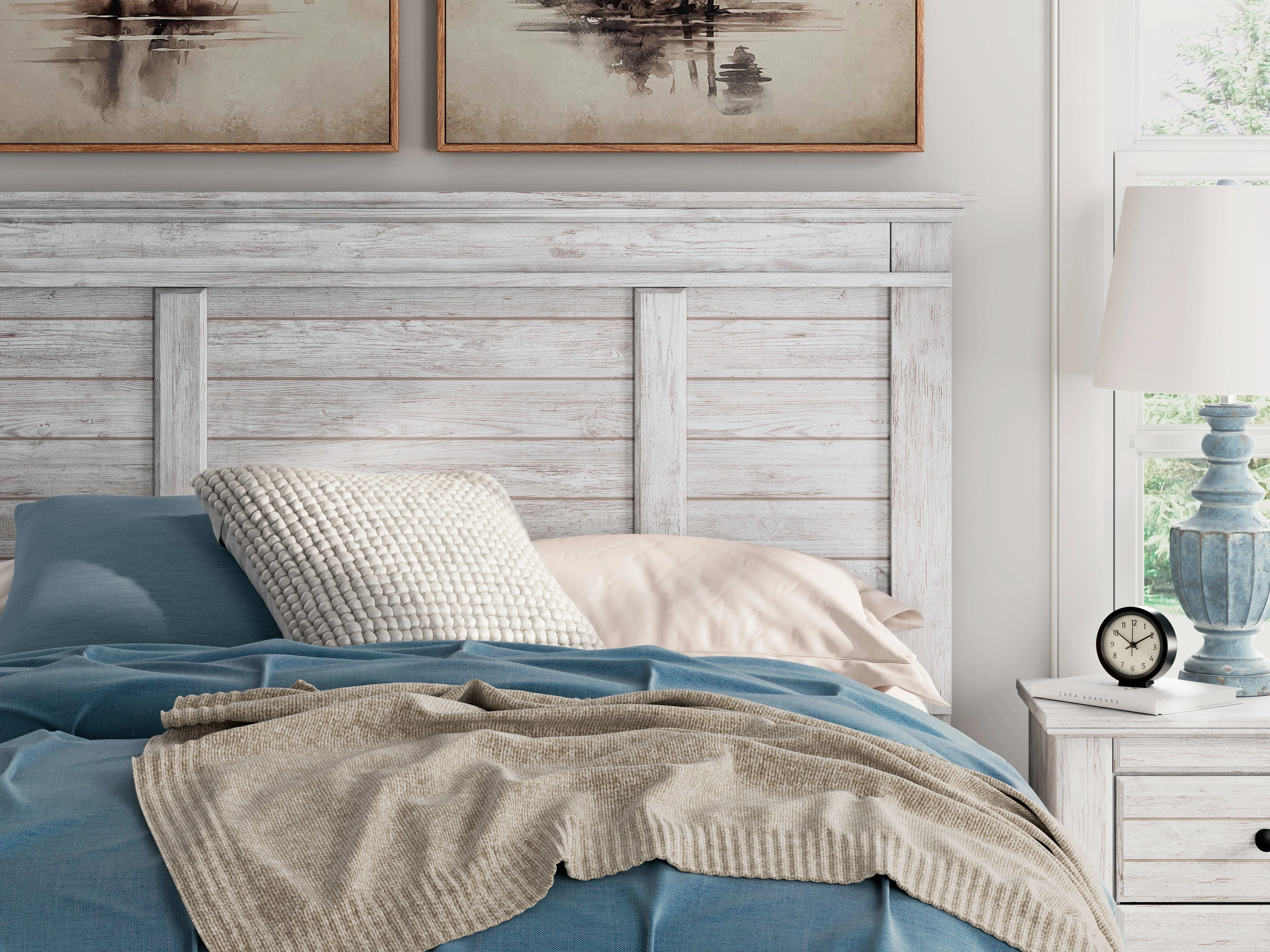 Makidern Whitewash Queen Panel Bed - Image 7