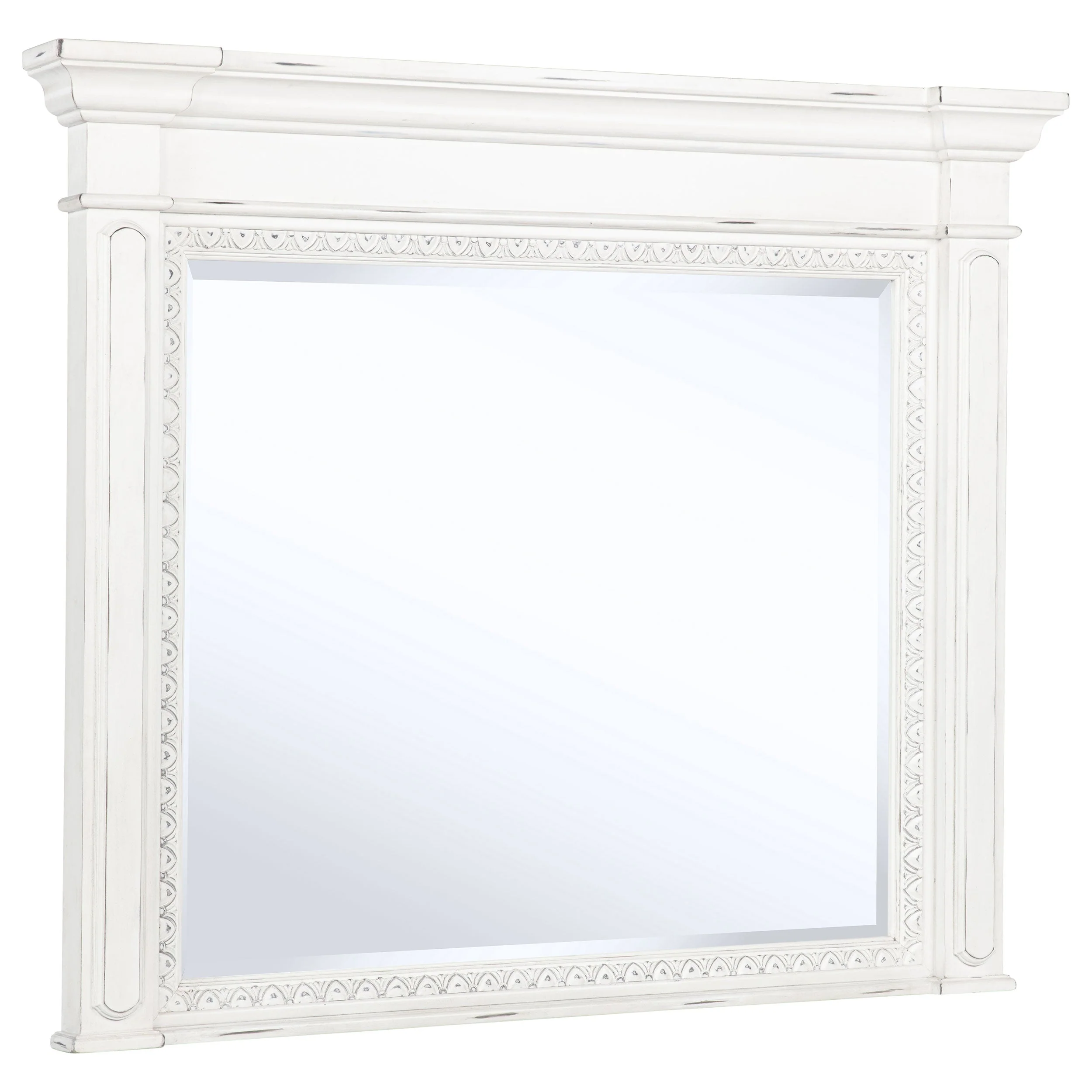 McKinney Vintage White 4-piece Queen Bedroom Set - Image 9