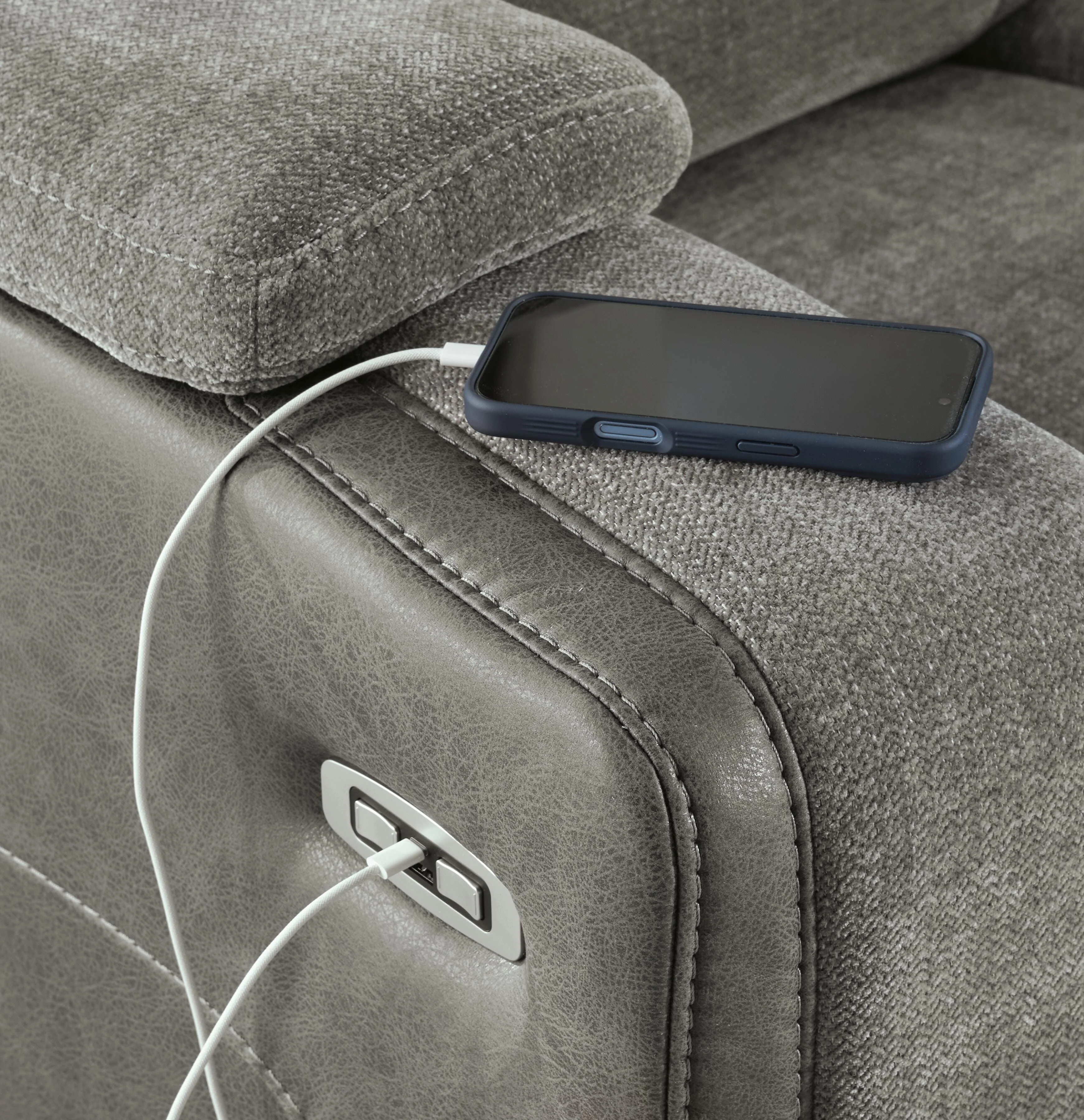 Mixed Motion Shadow Power Reclining Sofa - Image 8