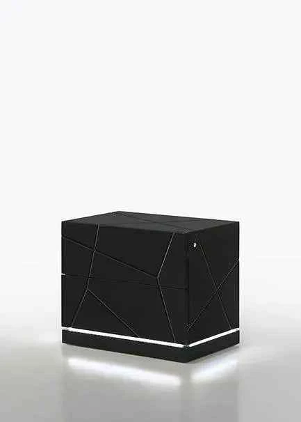 Naomi Black Italian Platform Bedroom Set - Image 5