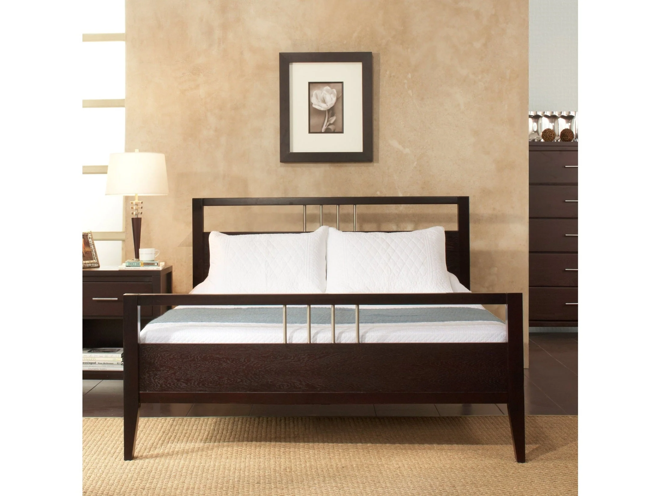 Nevis Wood Eastern King Platform Bed in Espresso