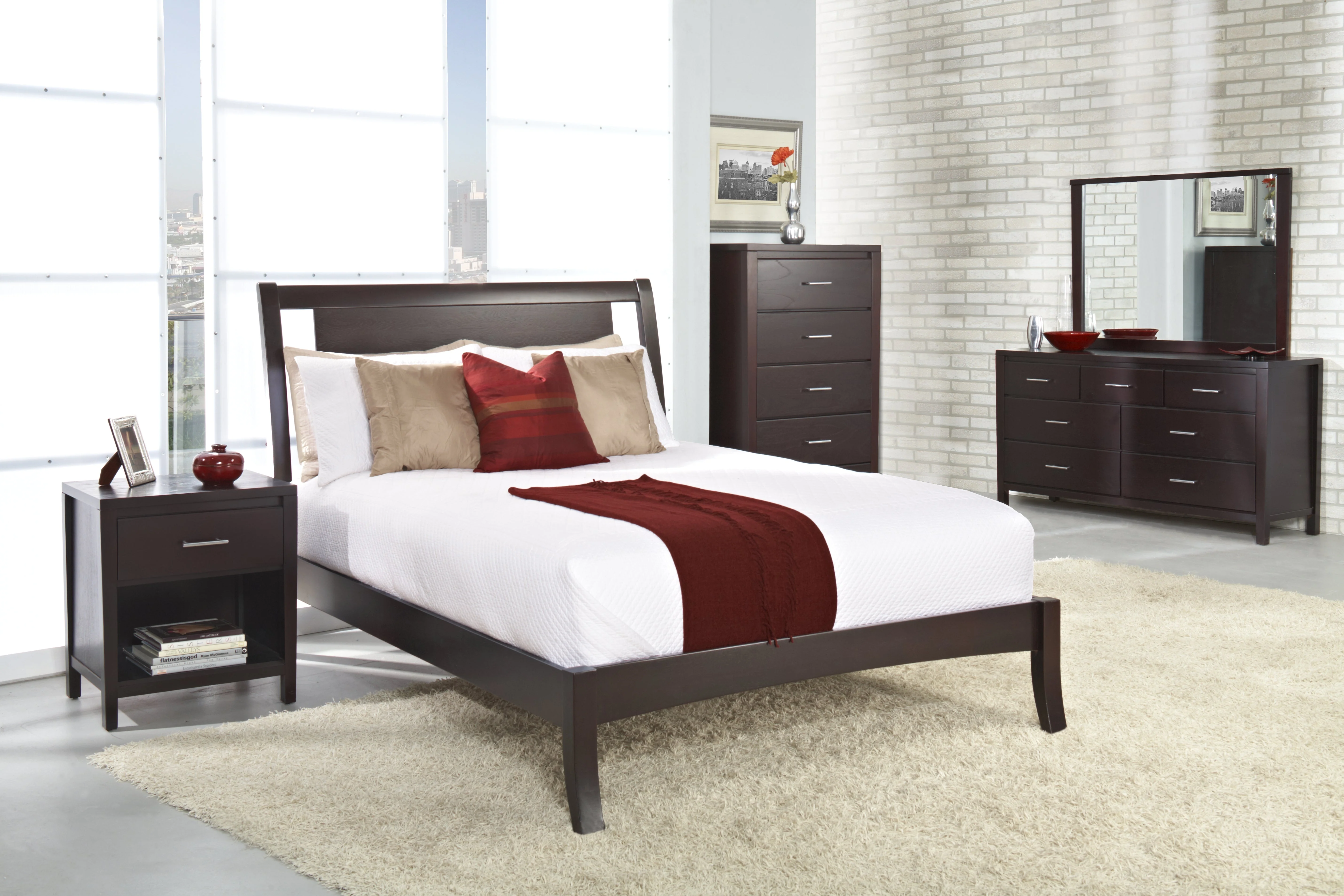 Nevis Wood Eastern King Sleigh Bed in Espresso - Image 3