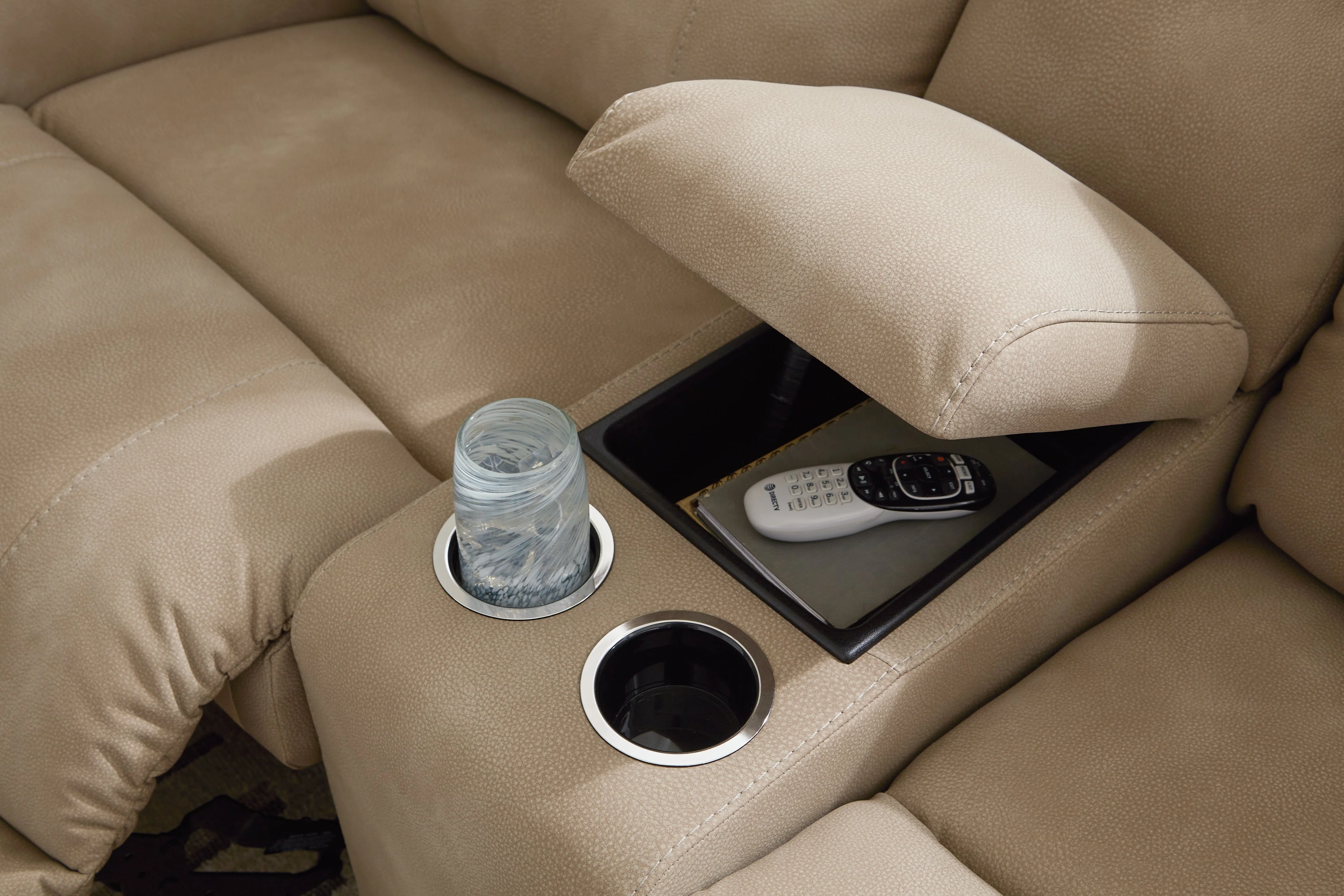 Next-Gen DuraPella Sand 5-Piece Dual Power Reclining Sectional - Image 3