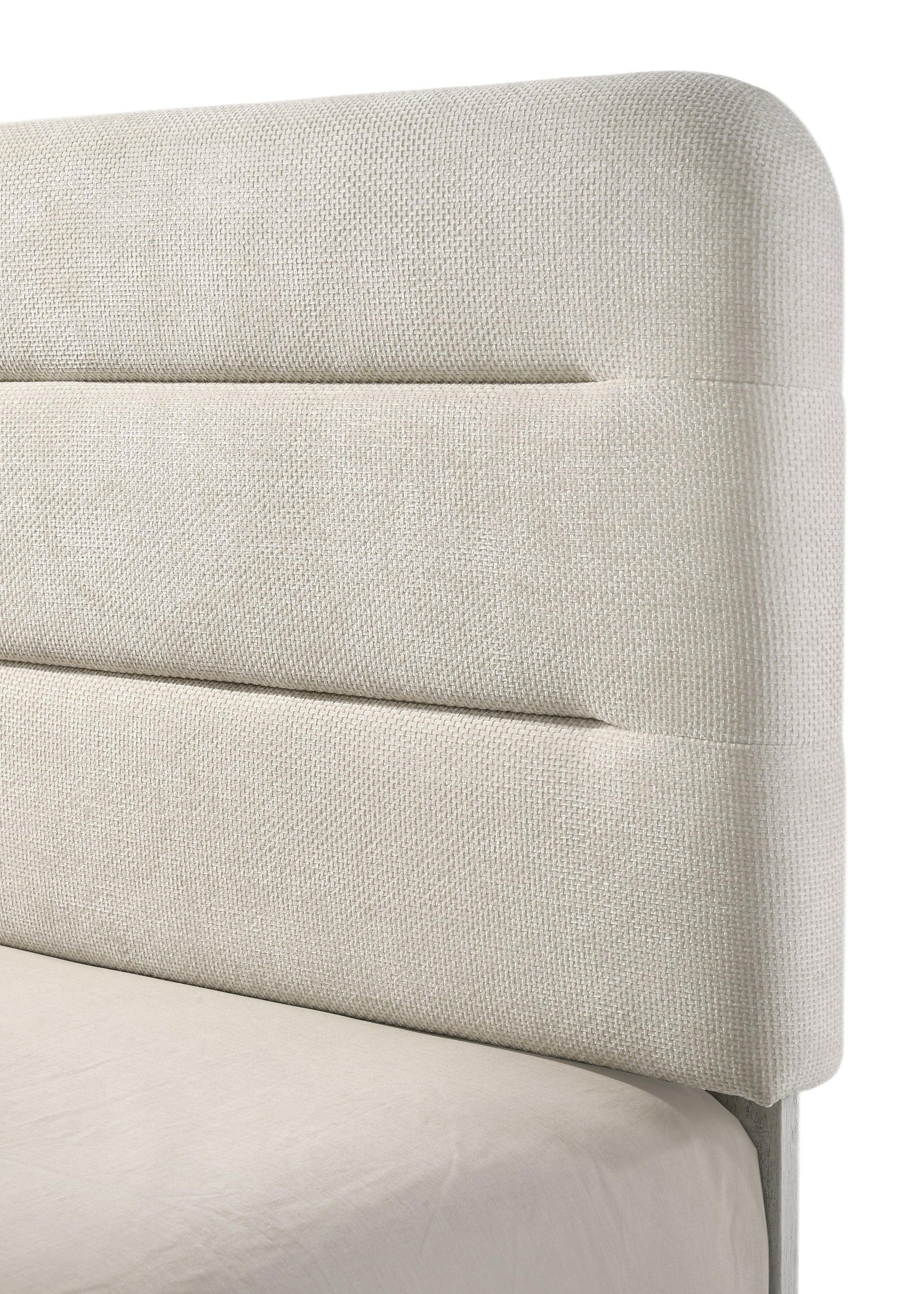 Nyomi White King Bed - Image 2