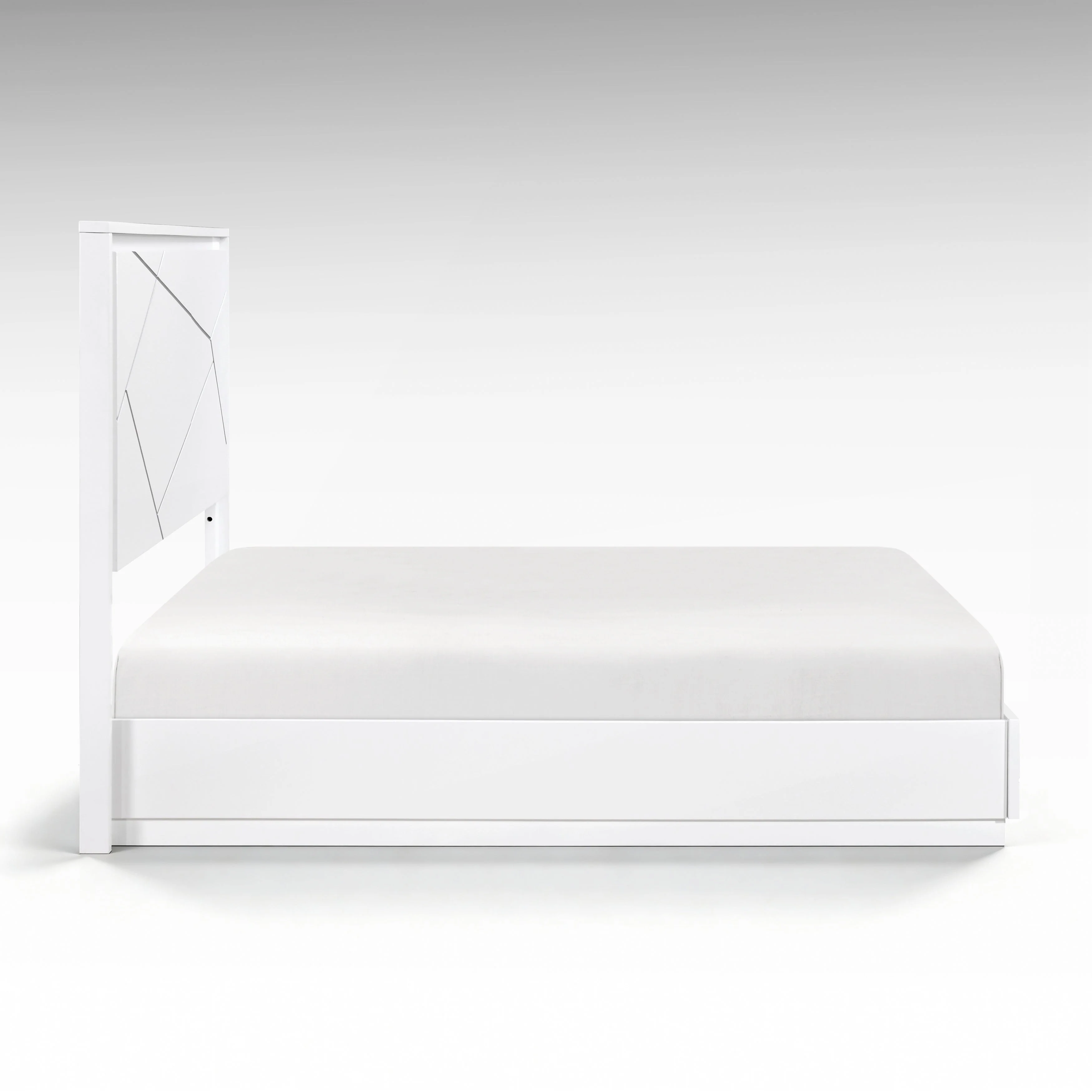 Orlo White California King Bed - Image 6