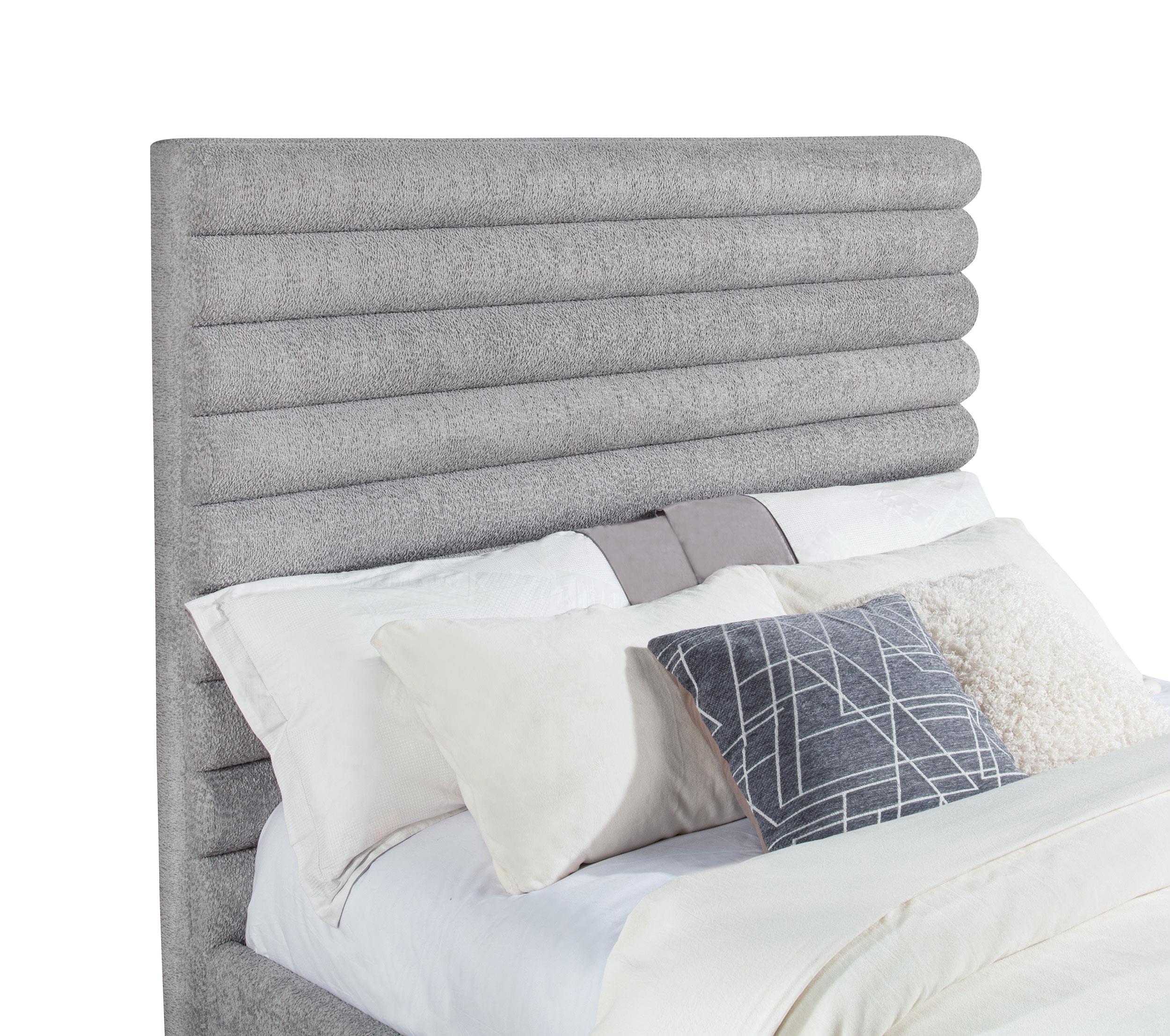 Patricia 58-inch Boucle Upholstered California King Bed Grey - Image 7