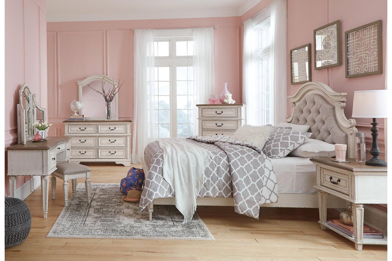 Realyn Chipped White Chest of Drawers - Image 8