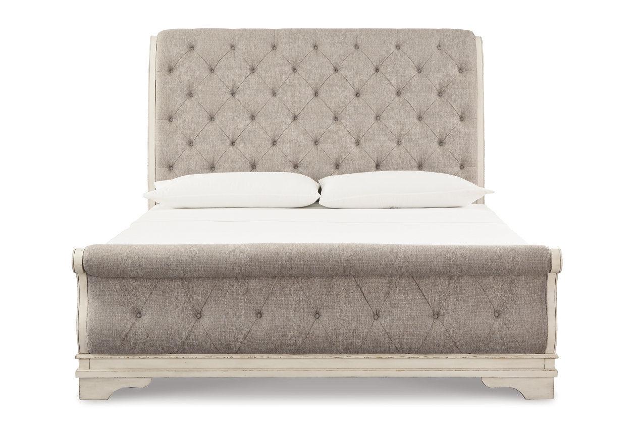 Realyn Chipped White Queen Sleigh Bed - Image 5