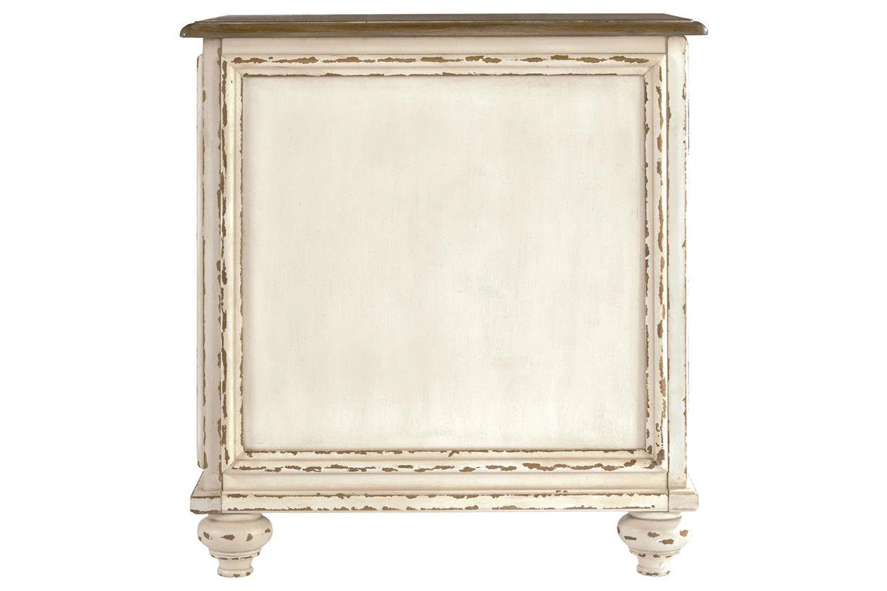 Realyn White/Brown Chairside End Table - Image 4