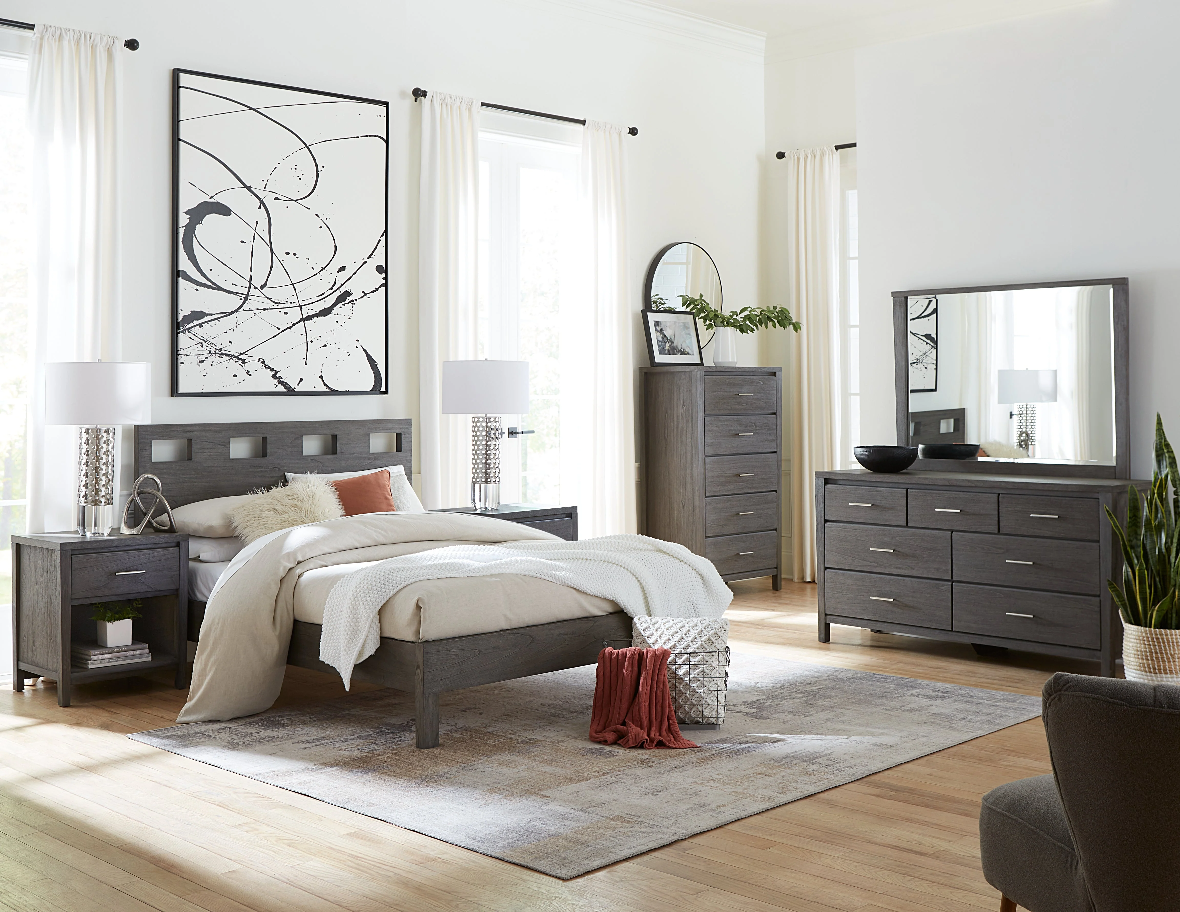 Riva Wood Queen Bed in Sharkskin - Image 3