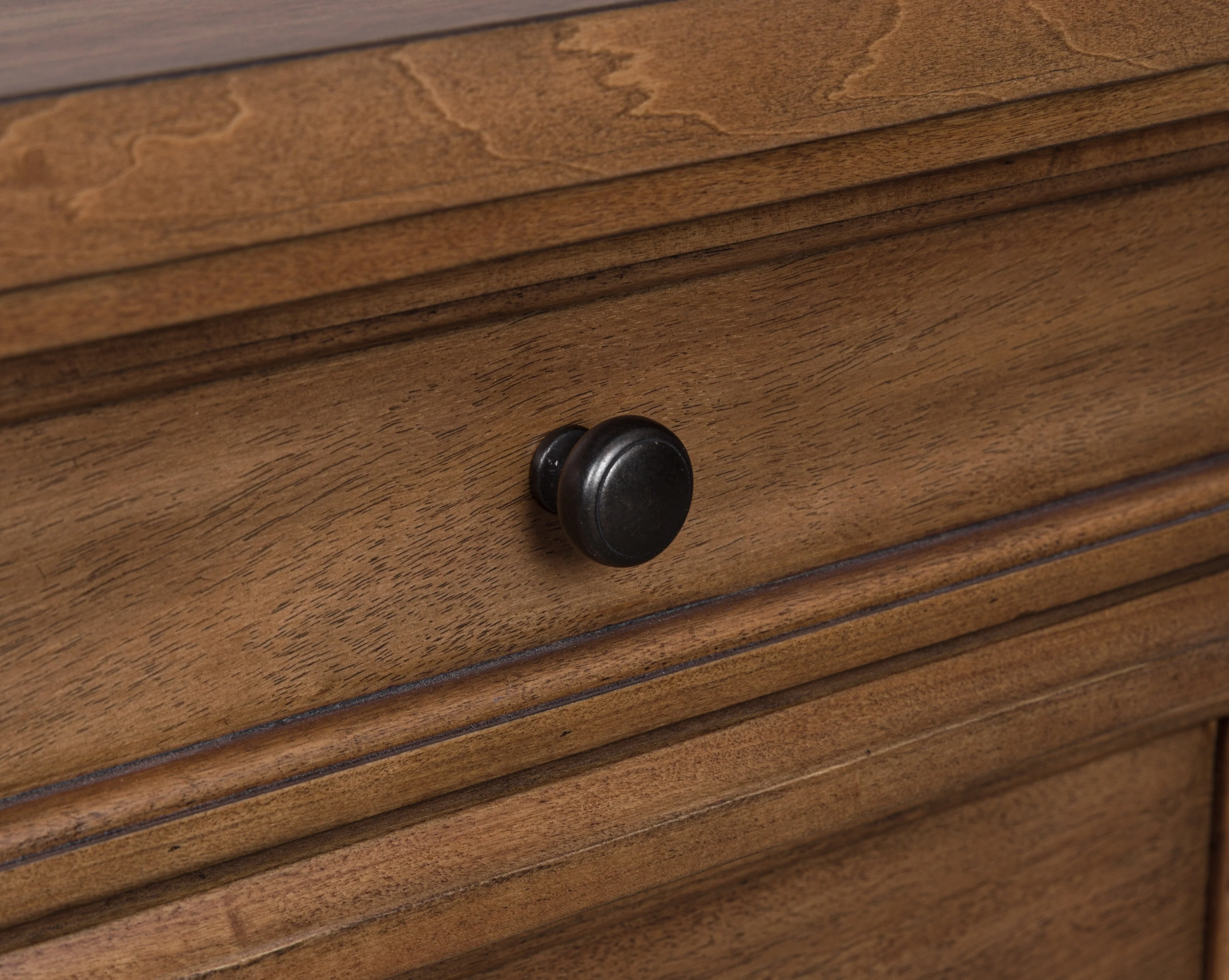 Rowlenstown Brown Dresser - Image 6