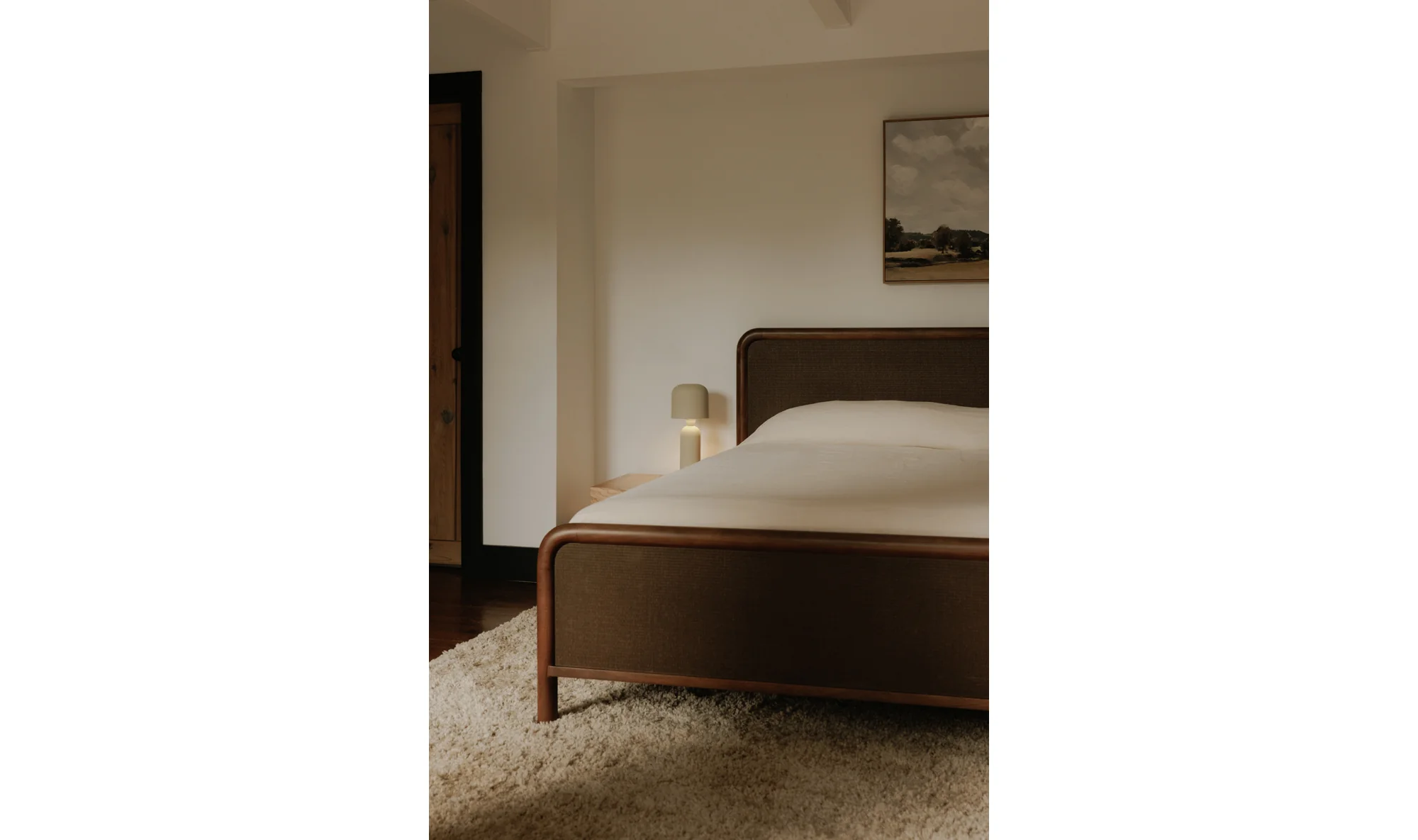 Rye King Bed Warm Brown - Image 2