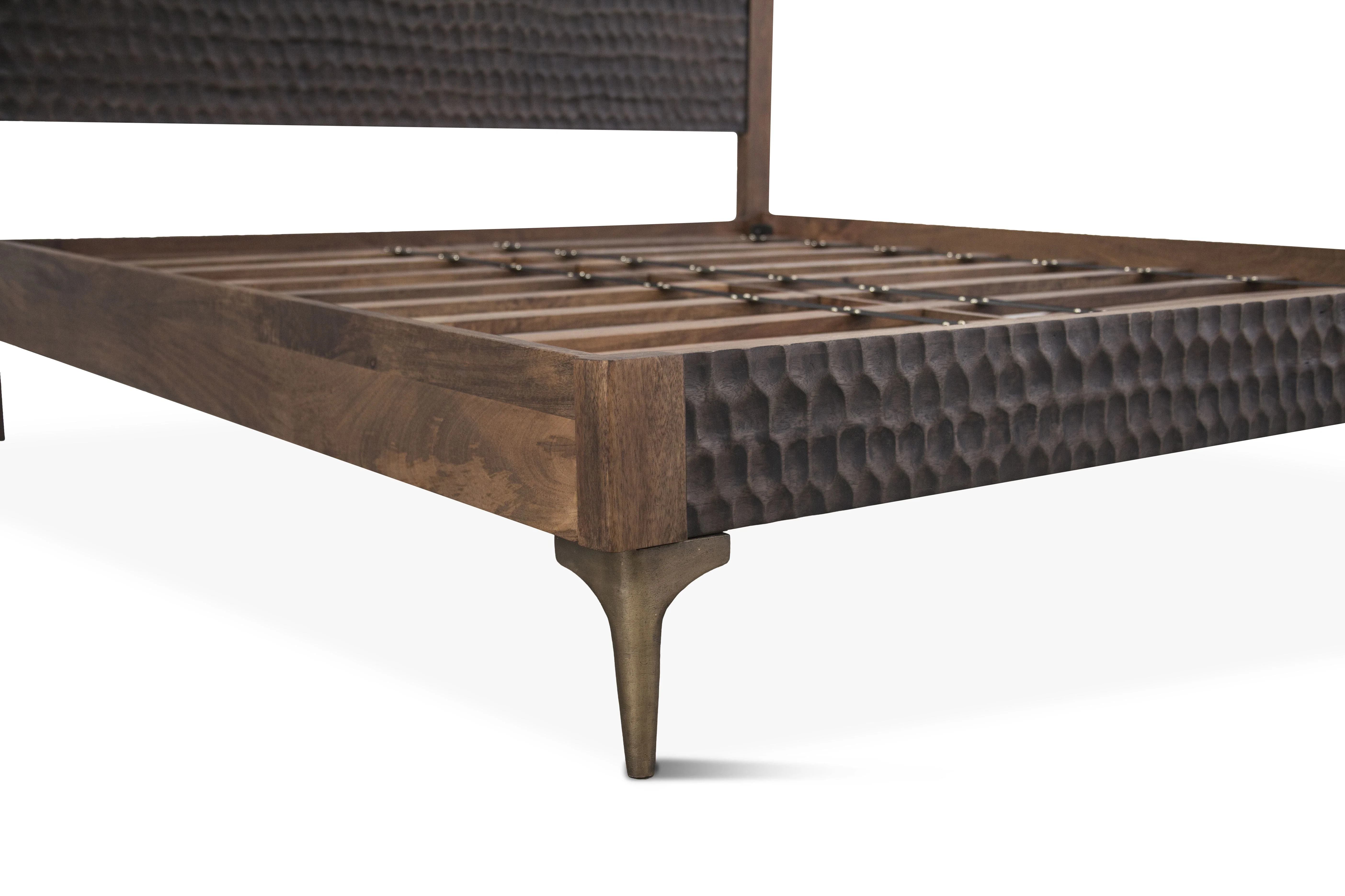Santa Cruz King Bed in Two Tone - Image 13