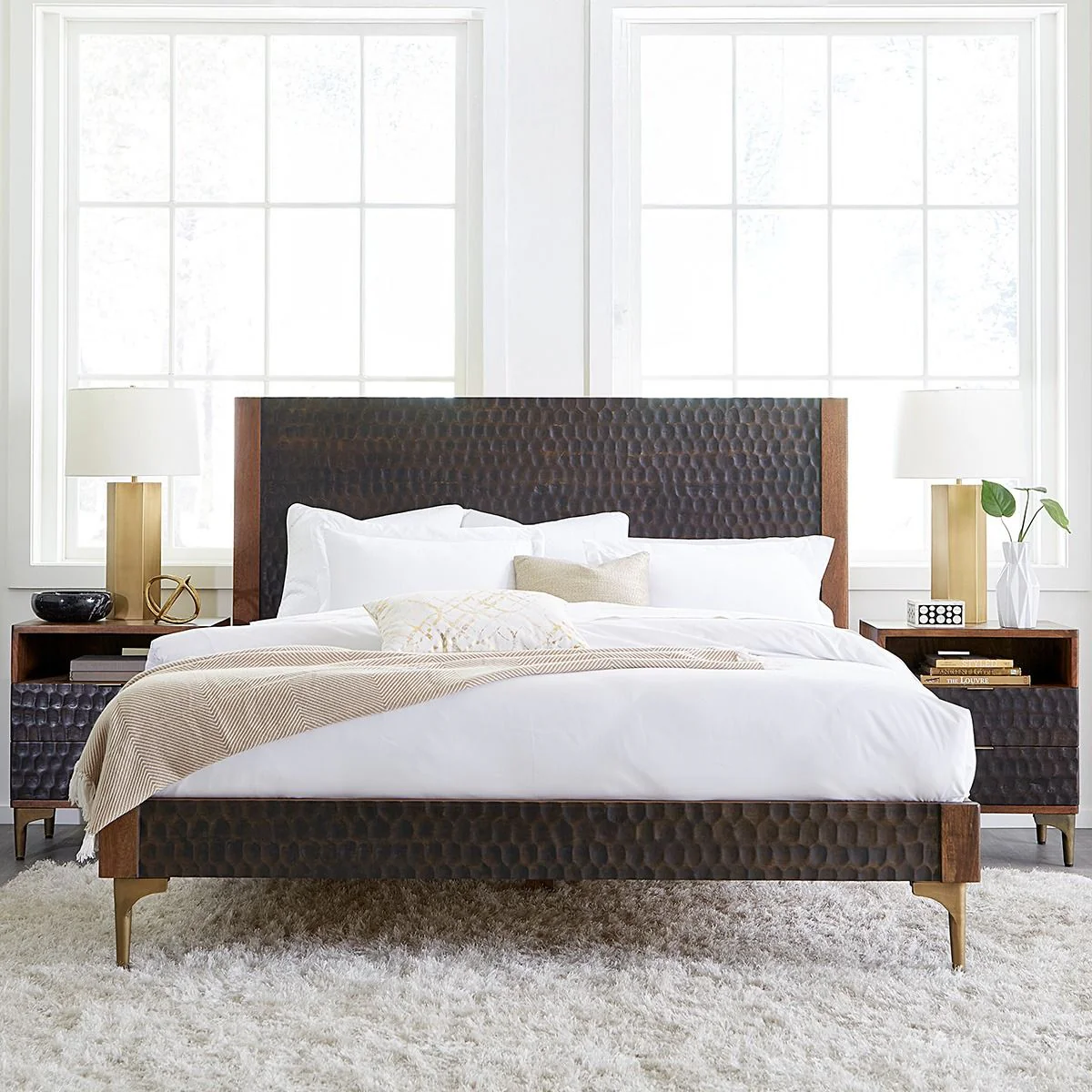 Santa Cruz Queen Bed in Two Tone - Image 3