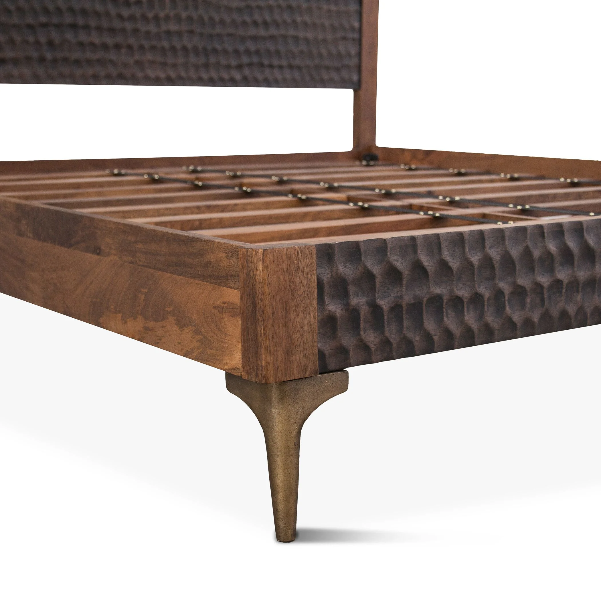Santa Cruz Queen Bed in Two Tone - Image 5
