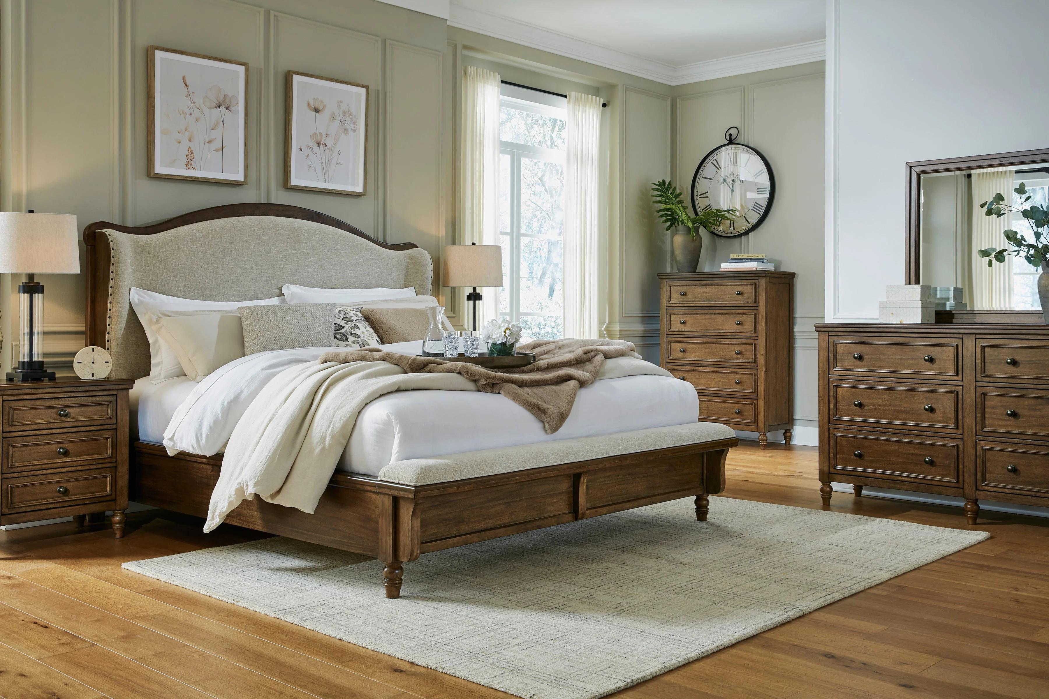 Sturlayne Brown Queen Upholstered Panel Bed with Footboard Bench - Image 7
