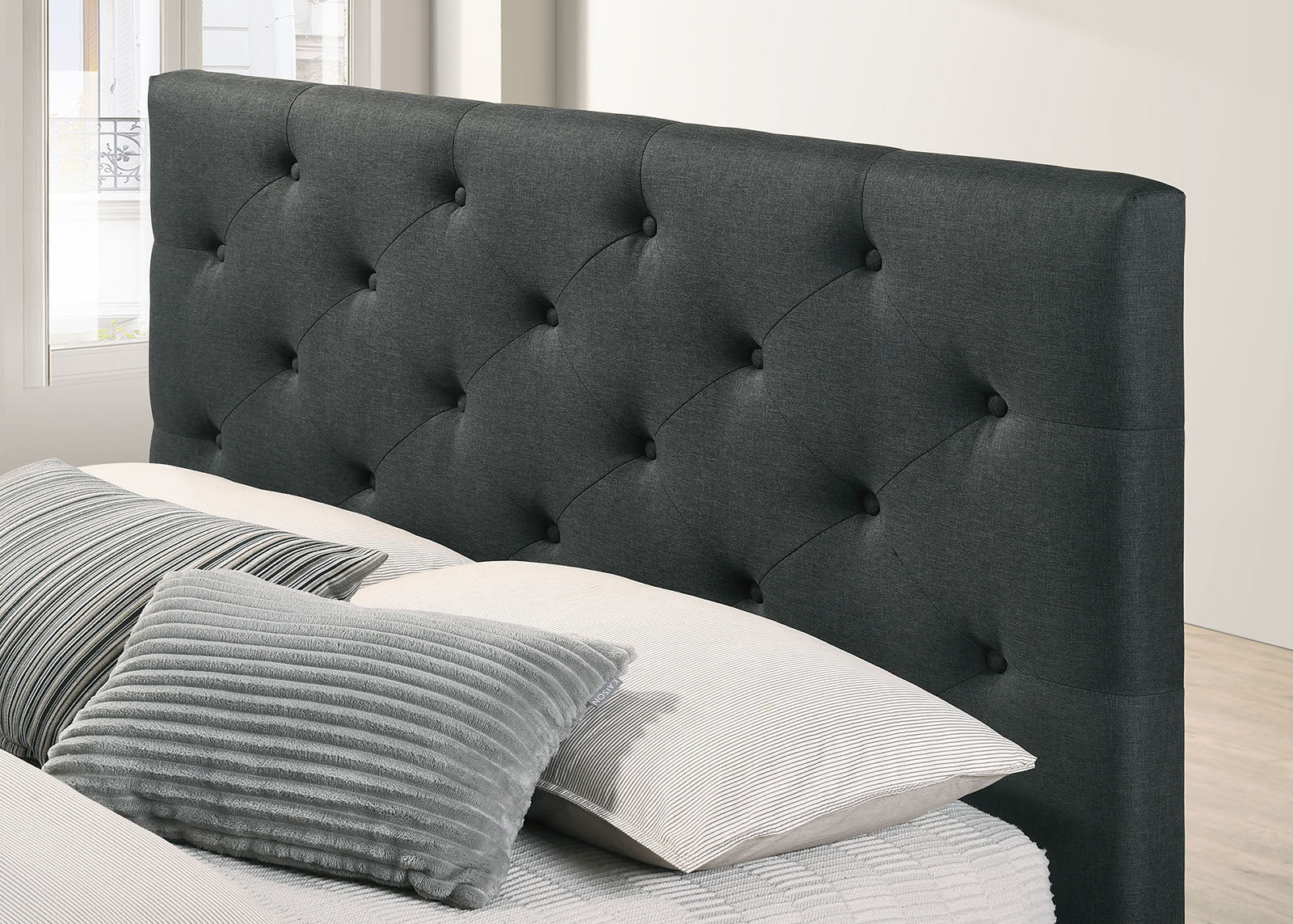 Sybella Dark Gray Queen Bed - Image 3